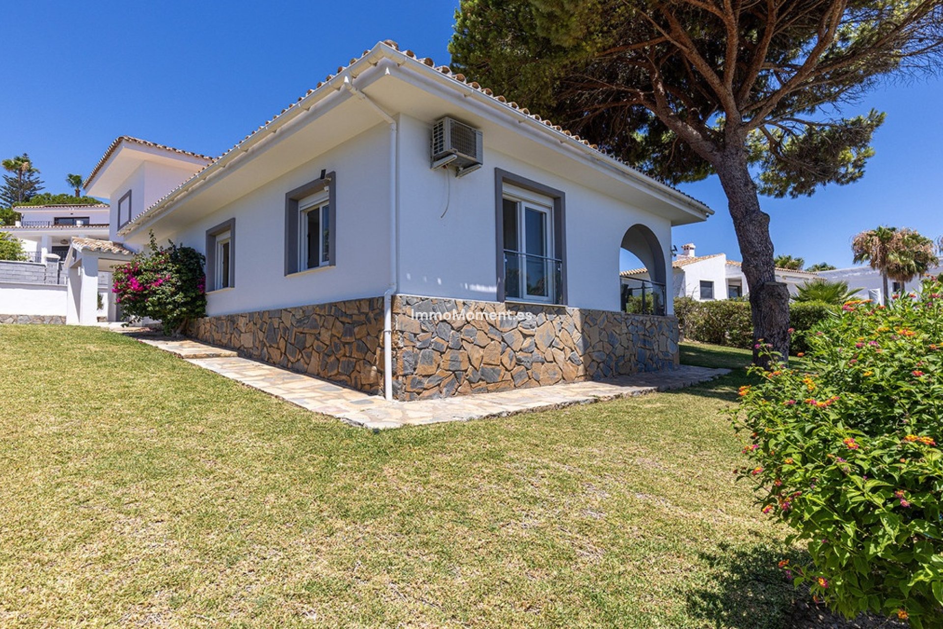 Resale - Detached villa - Manilva