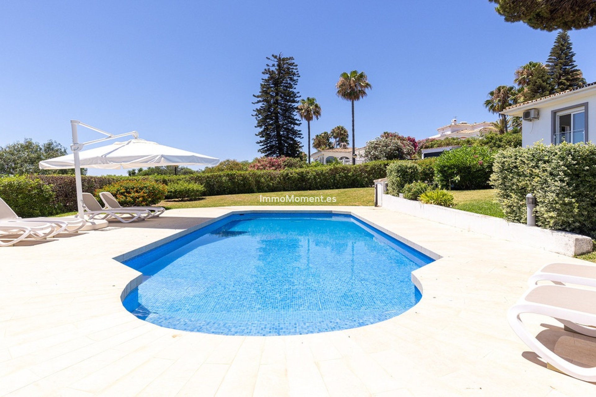 Resale - Detached villa - Manilva