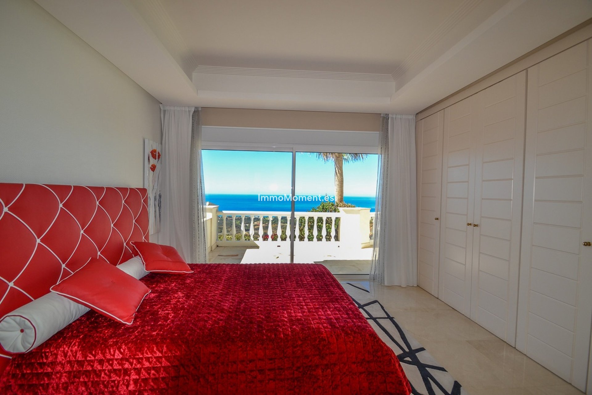 Resale - Detached villa - Marbella - Altos de los Monteros