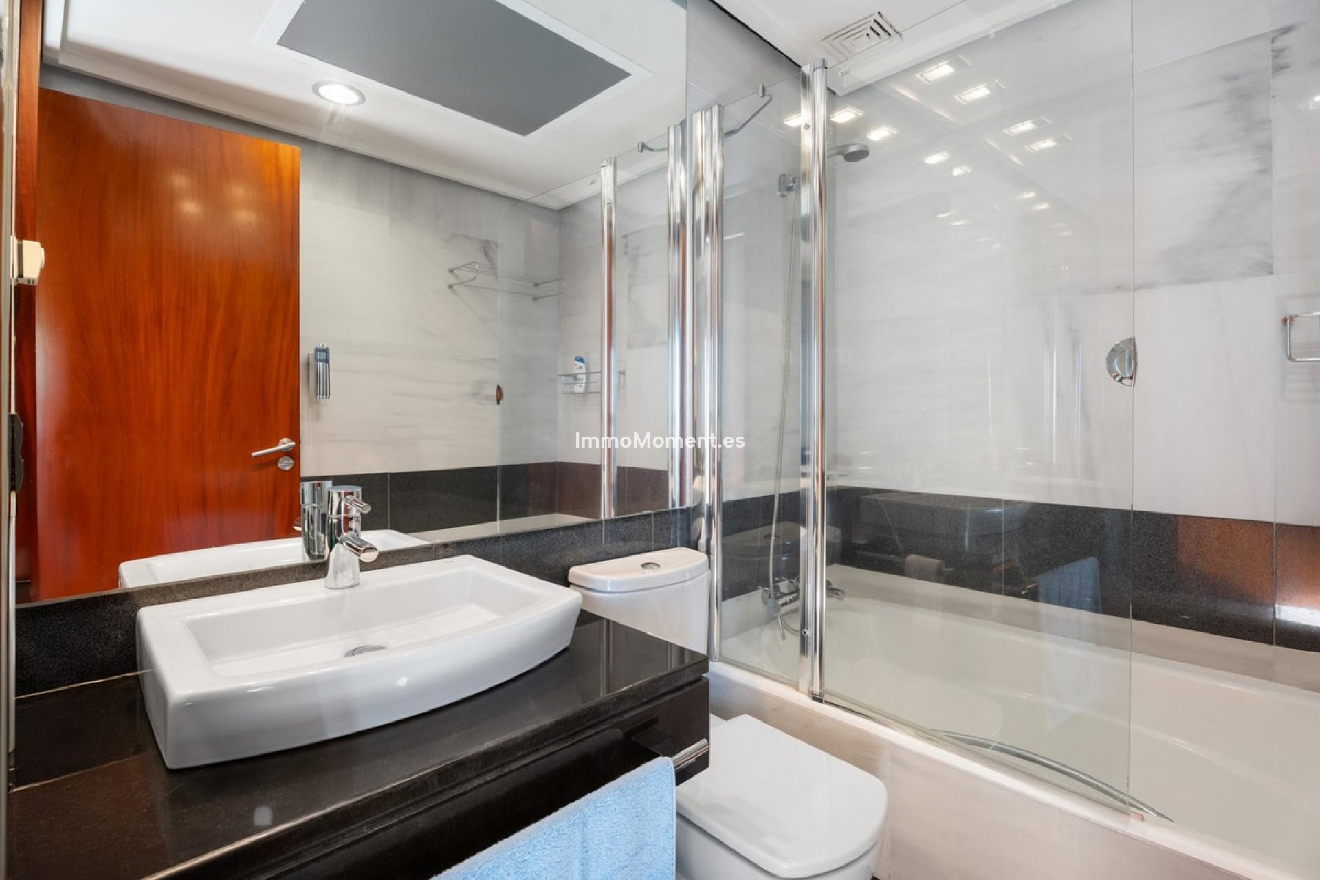 Resale - Detached villa - Marbella - Altos de los Monteros