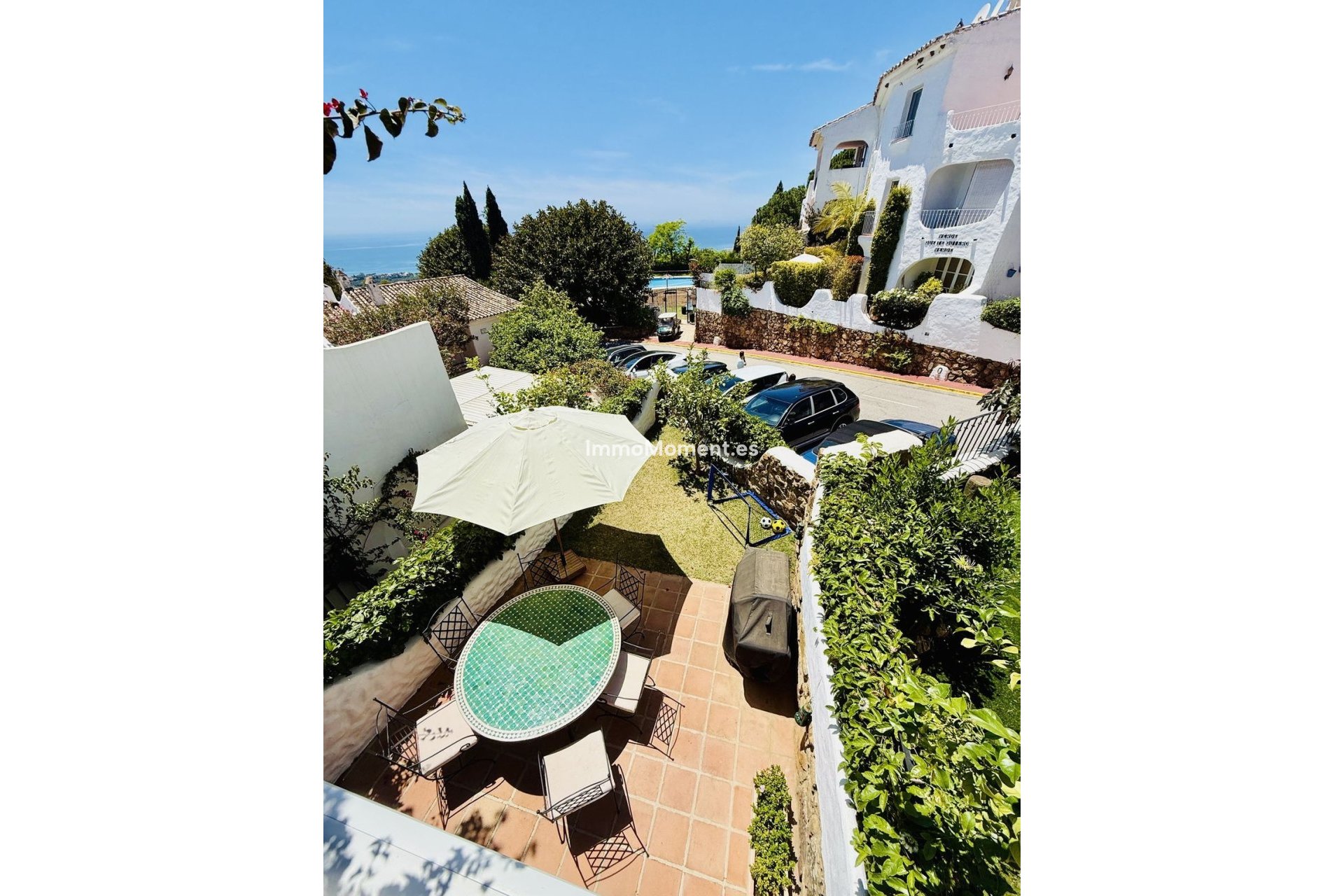 Resale - Detached villa - Marbella - Altos de los Monteros