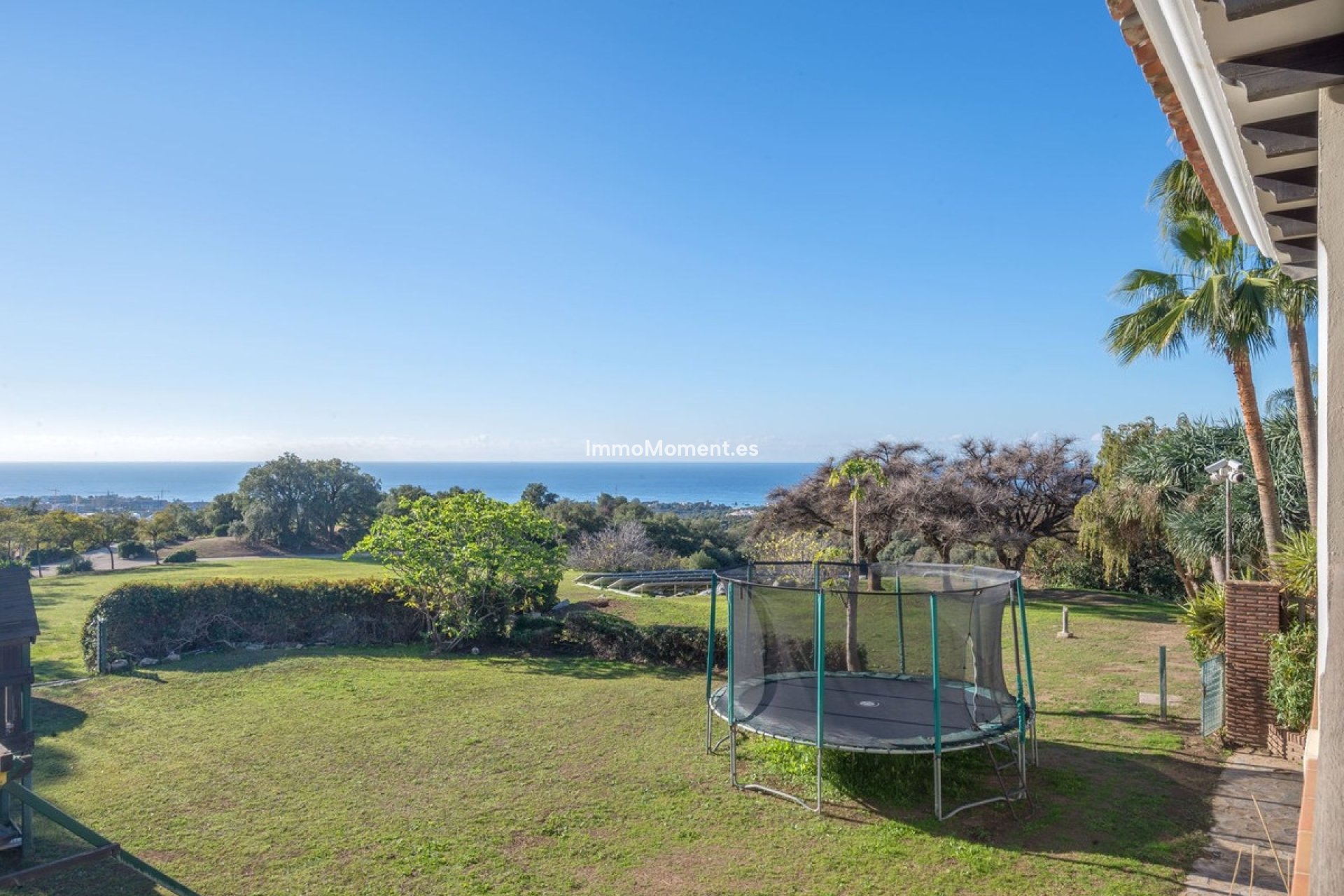 Resale - Detached villa - Marbella - Altos de los Monteros