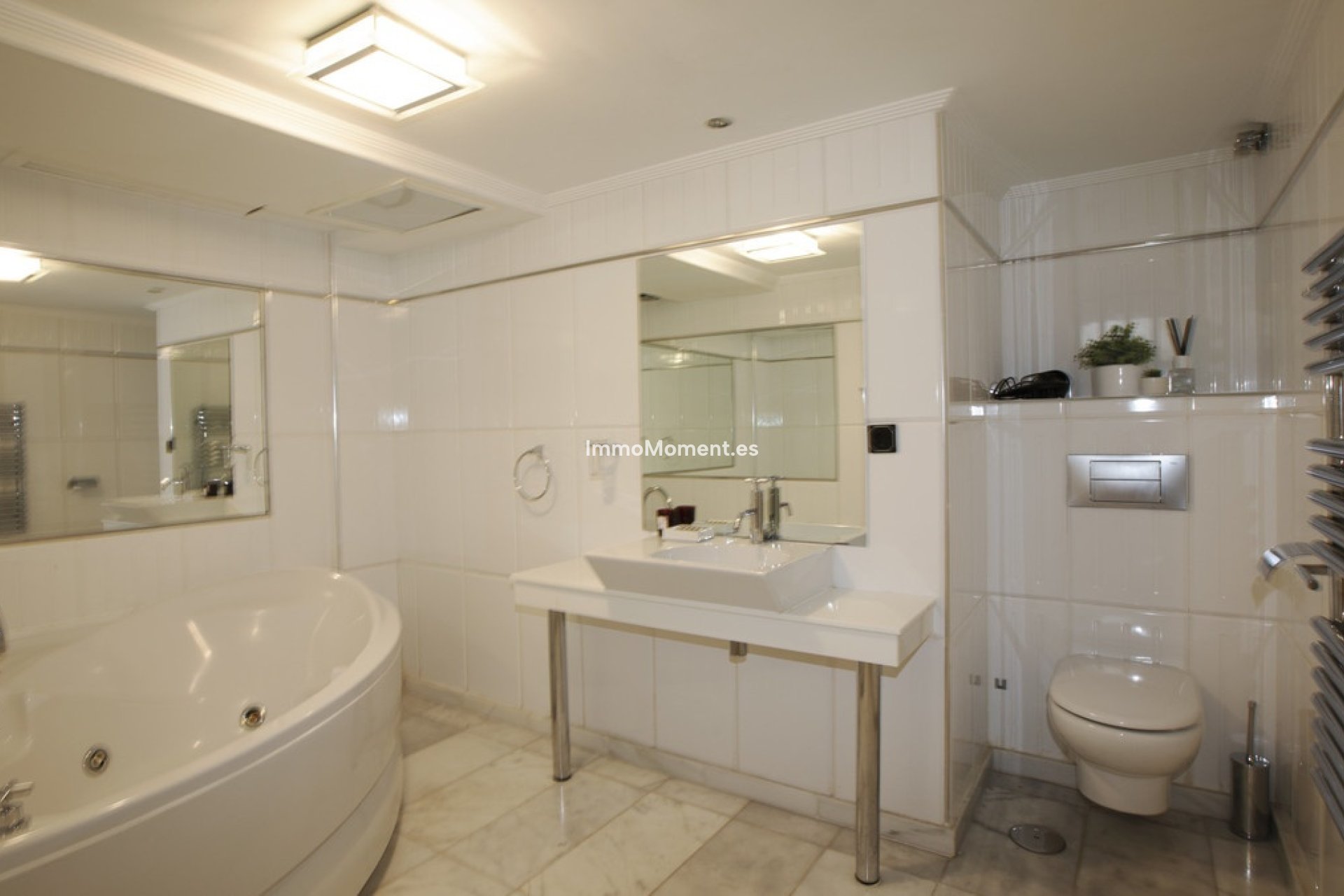 Resale - Detached villa - Marbella - Artola