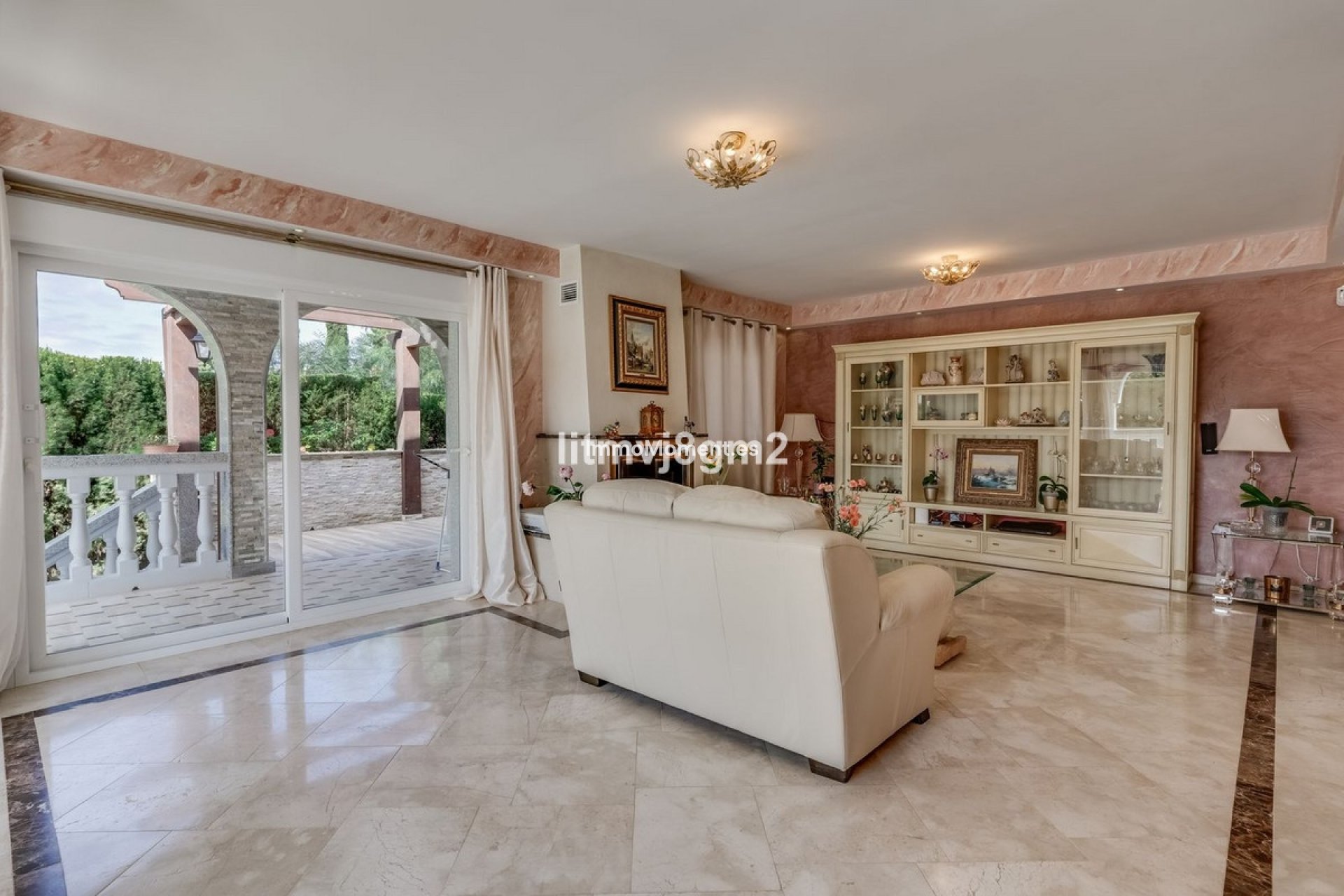 Resale - Detached villa - Marbella - Artola