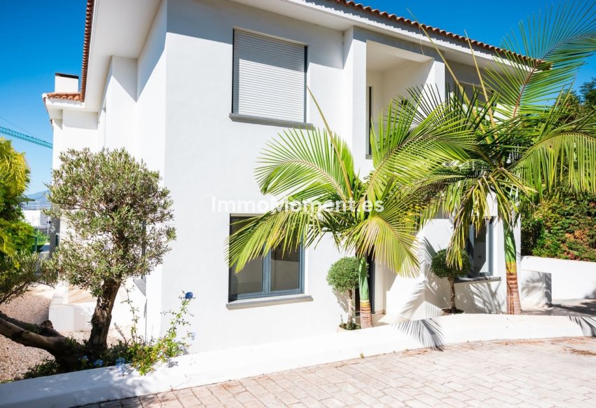 Resale - Detached villa - Marbella - Artola