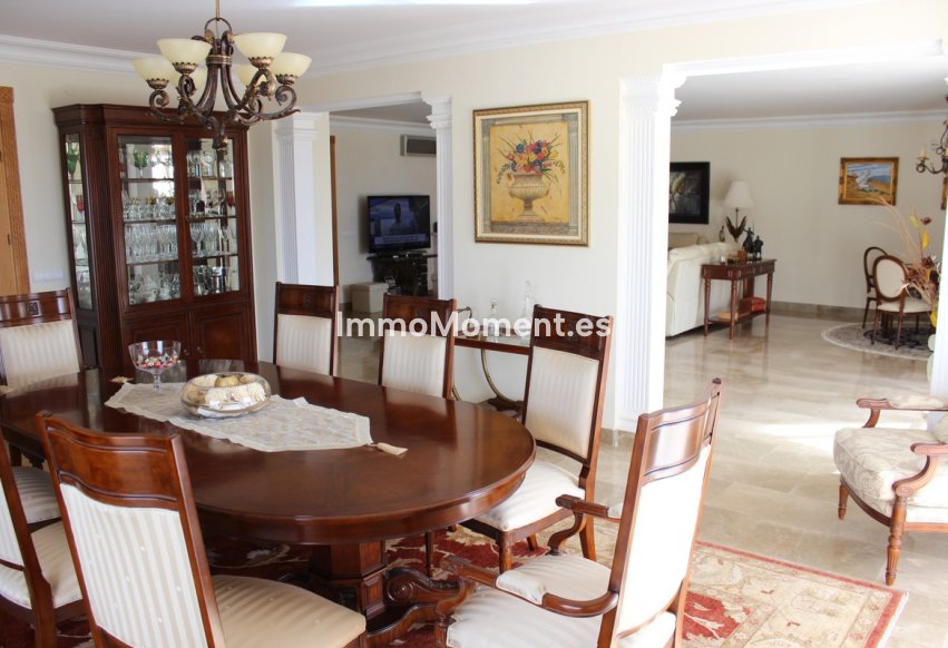 Resale - Detached villa - Marbella - Artola
