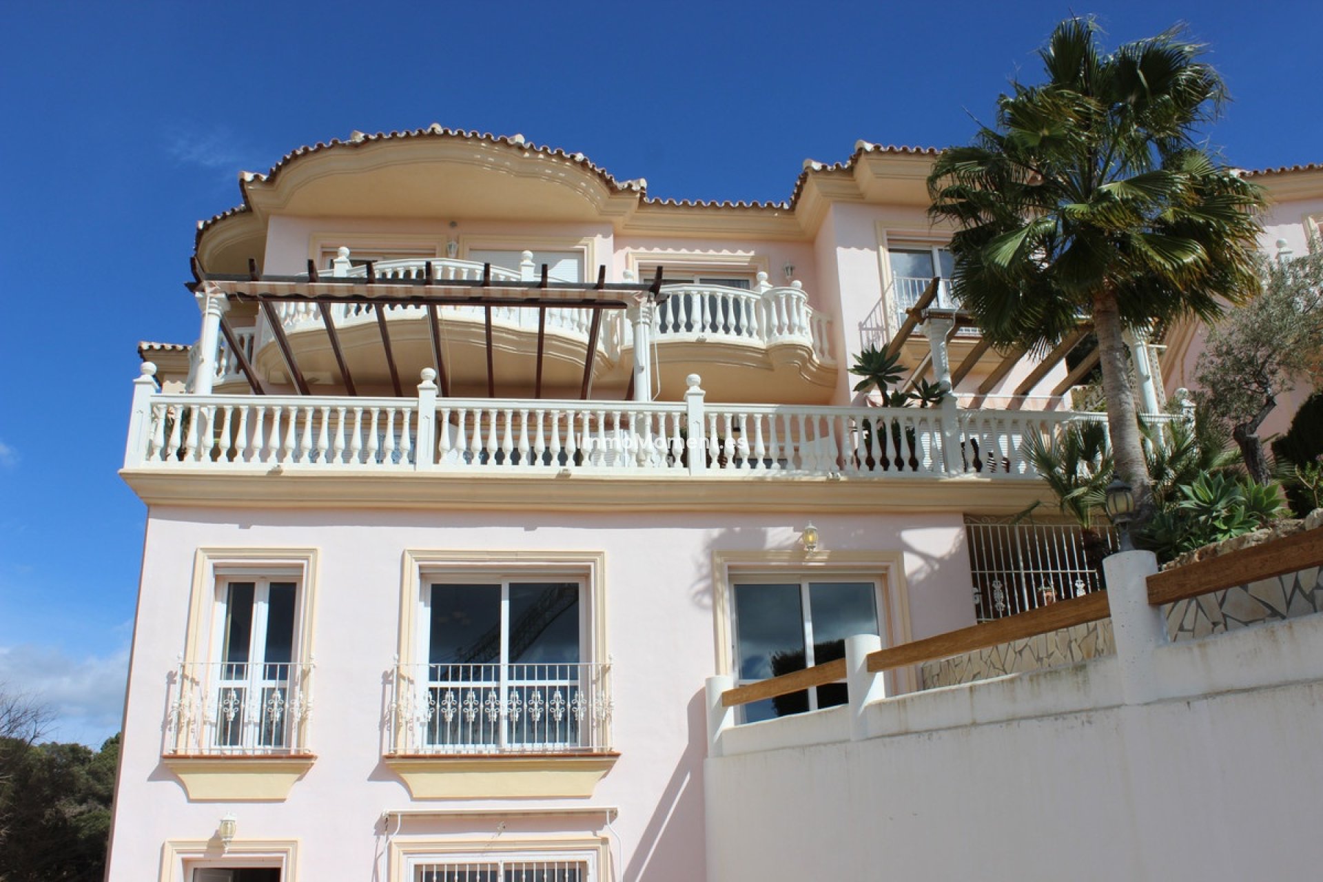 Resale - Detached villa - Marbella - Artola