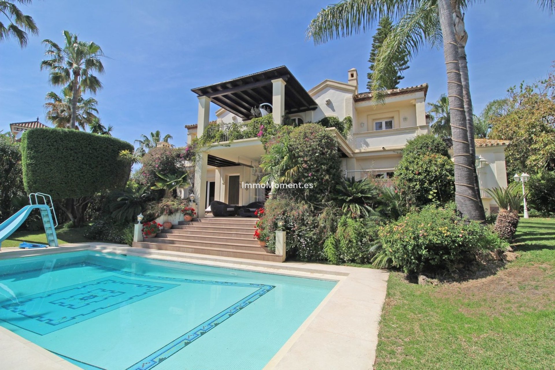 Resale - Detached villa - Marbella - Bahía de Marbella