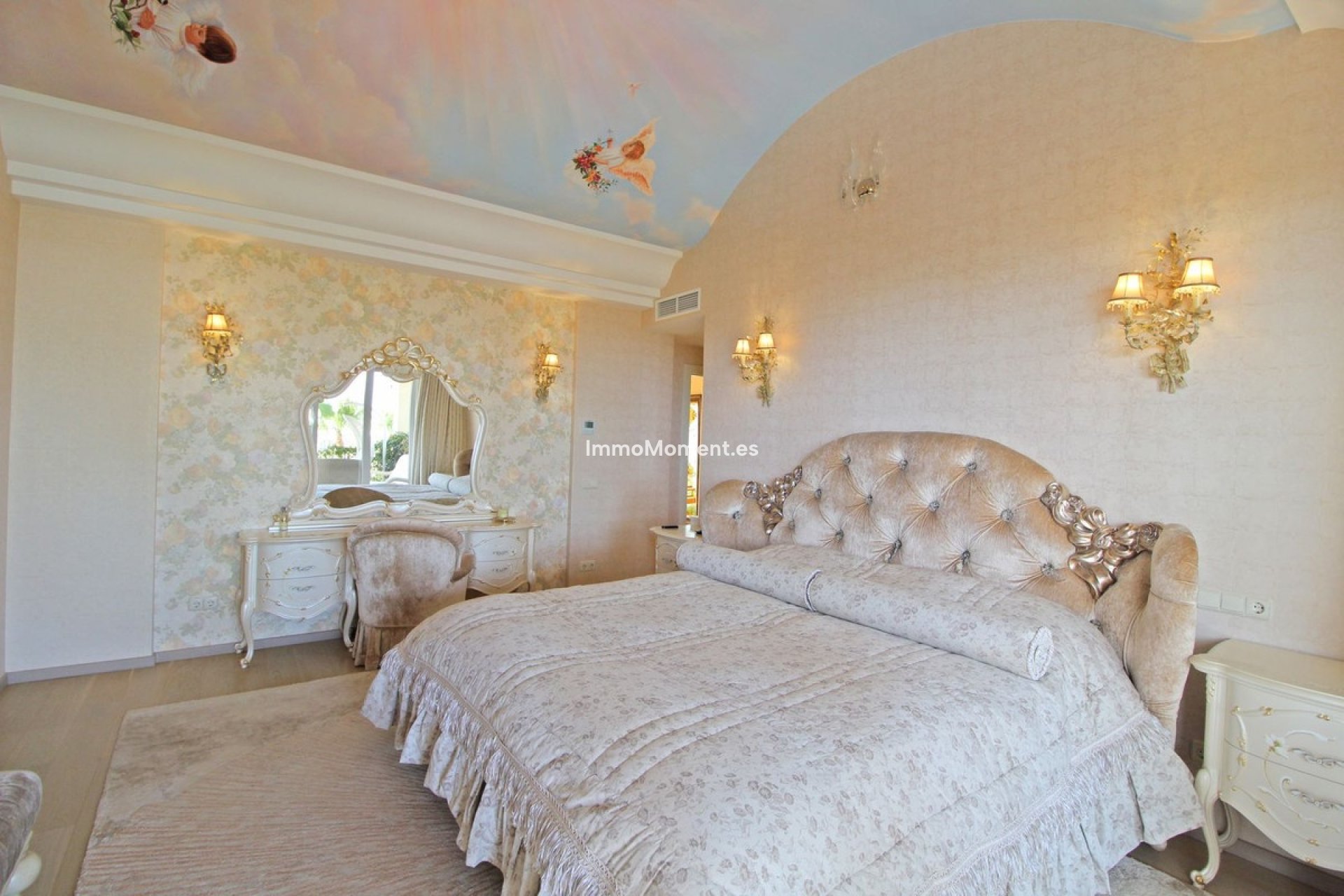 Resale - Detached villa - Marbella - Bahía de Marbella