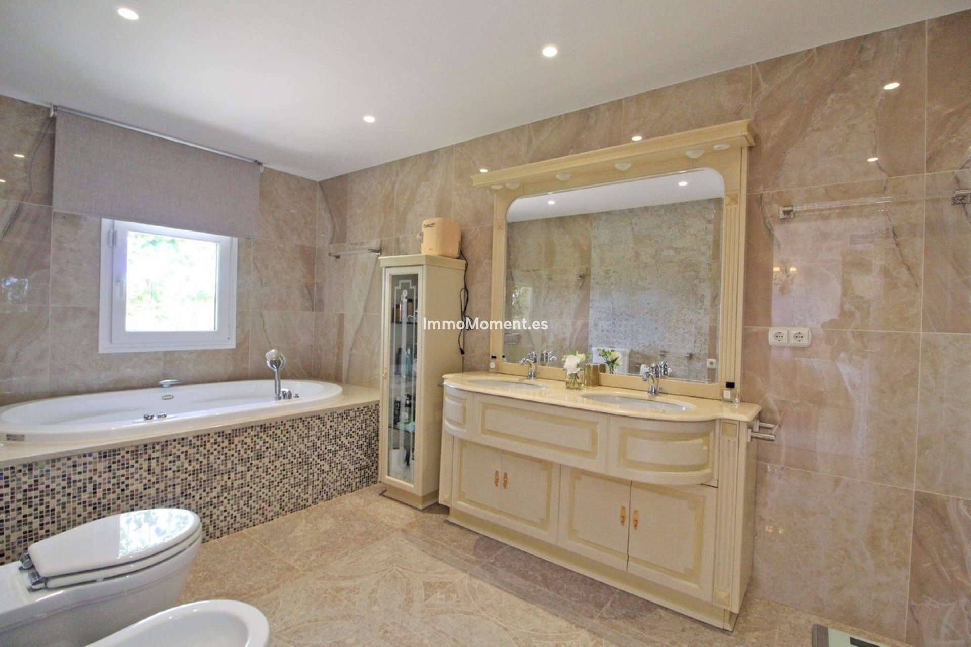 Resale - Detached villa - Marbella - Bahía de Marbella