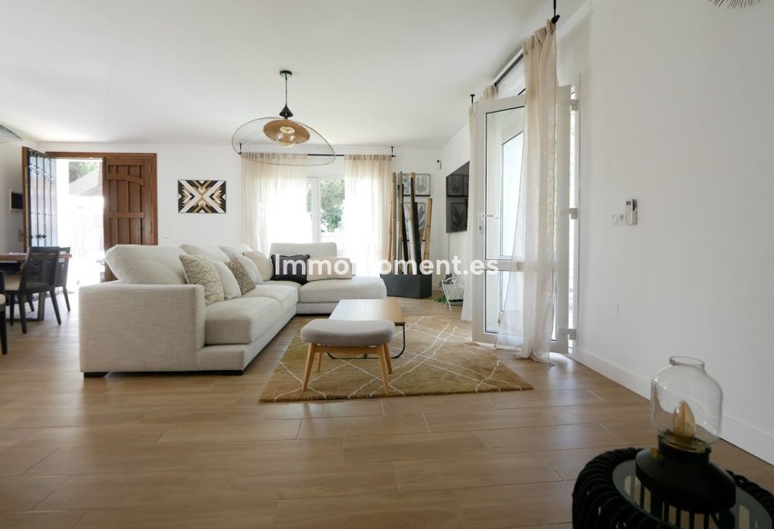 Resale - Detached villa - Marbella - Cabopino