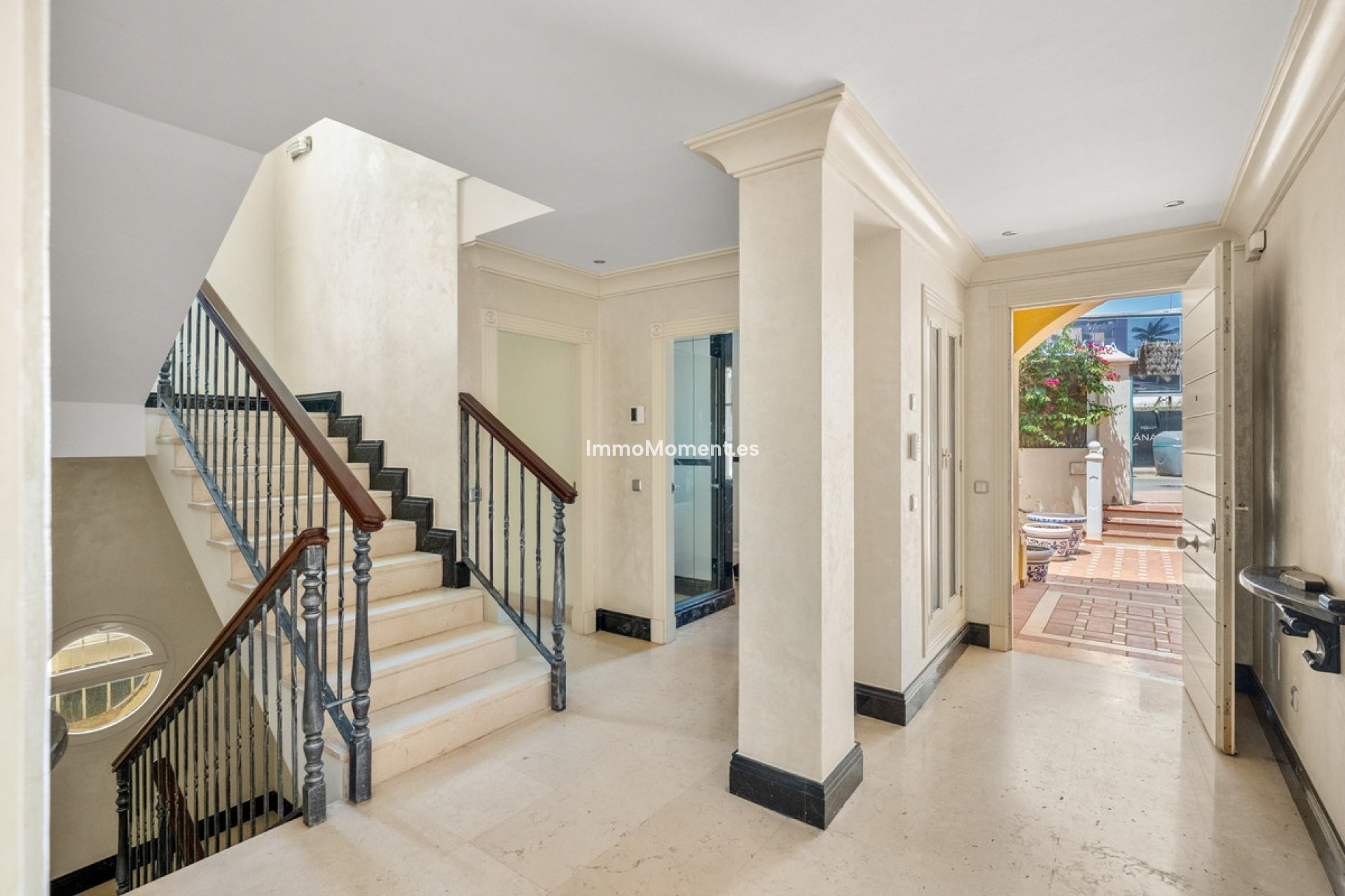 Resale - Detached villa - Marbella - Cortijo Blanco