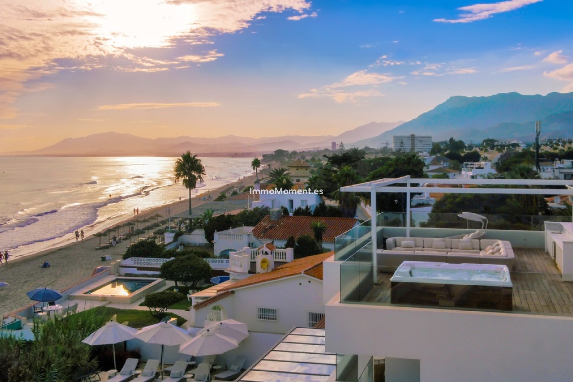 Resale - Detached villa - Marbella - Costabella