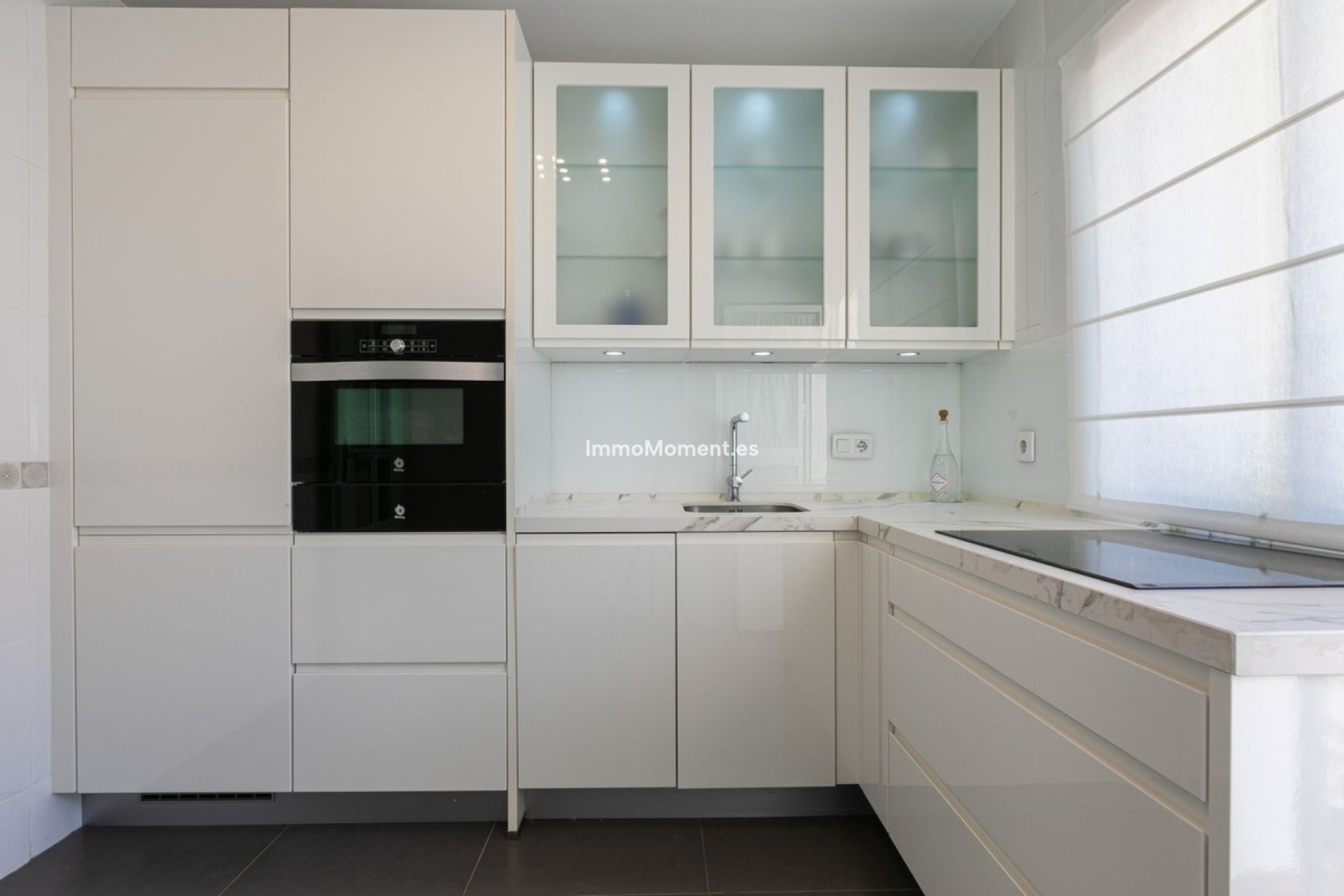 Resale - Detached villa - Marbella - Costabella