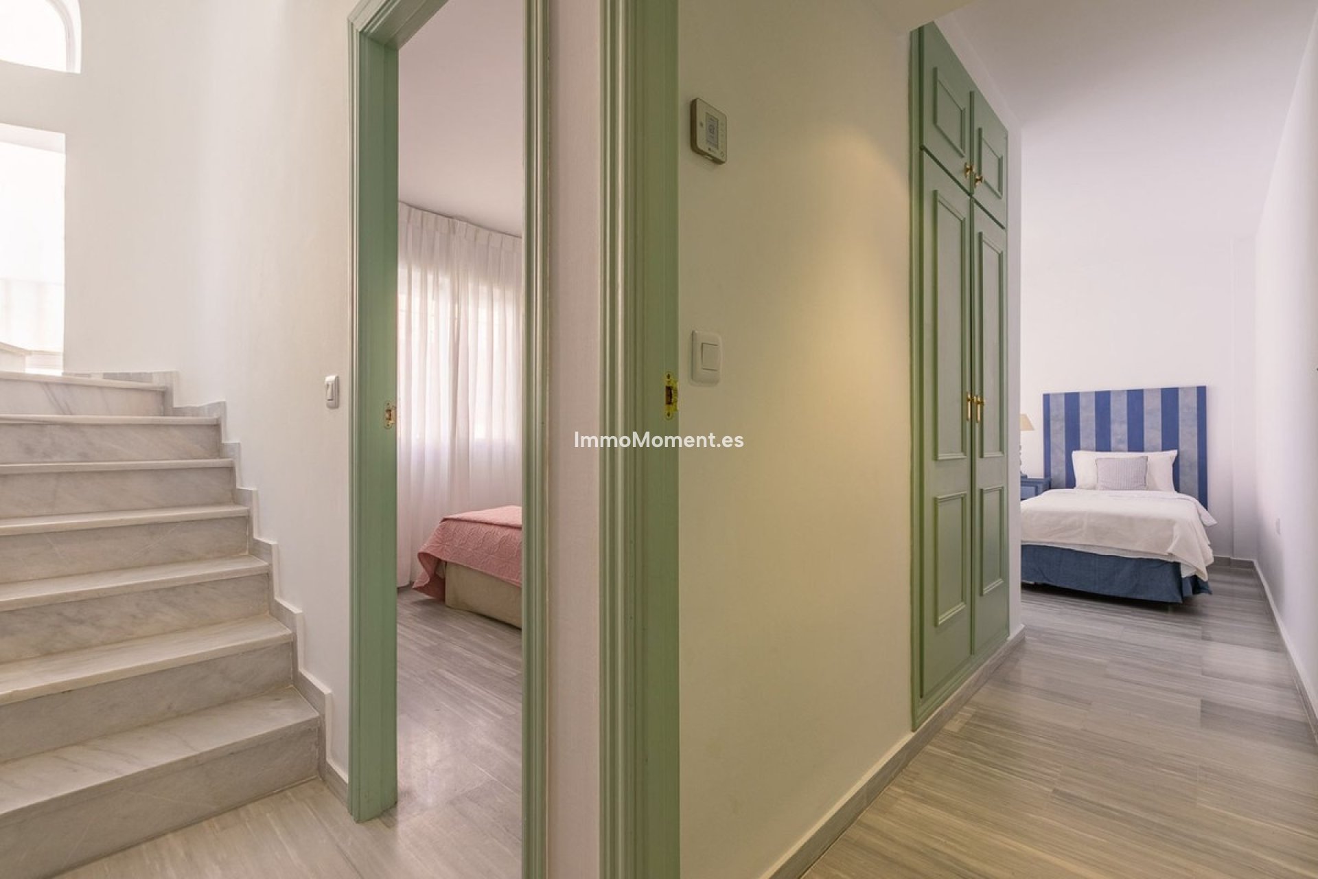 Resale - Detached villa - Marbella - Costabella