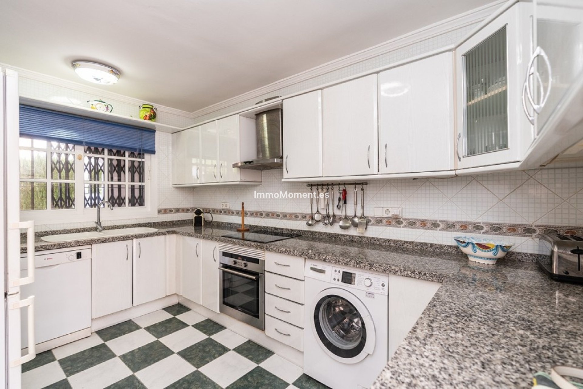 Resale - Detached villa - Marbella - Costabella