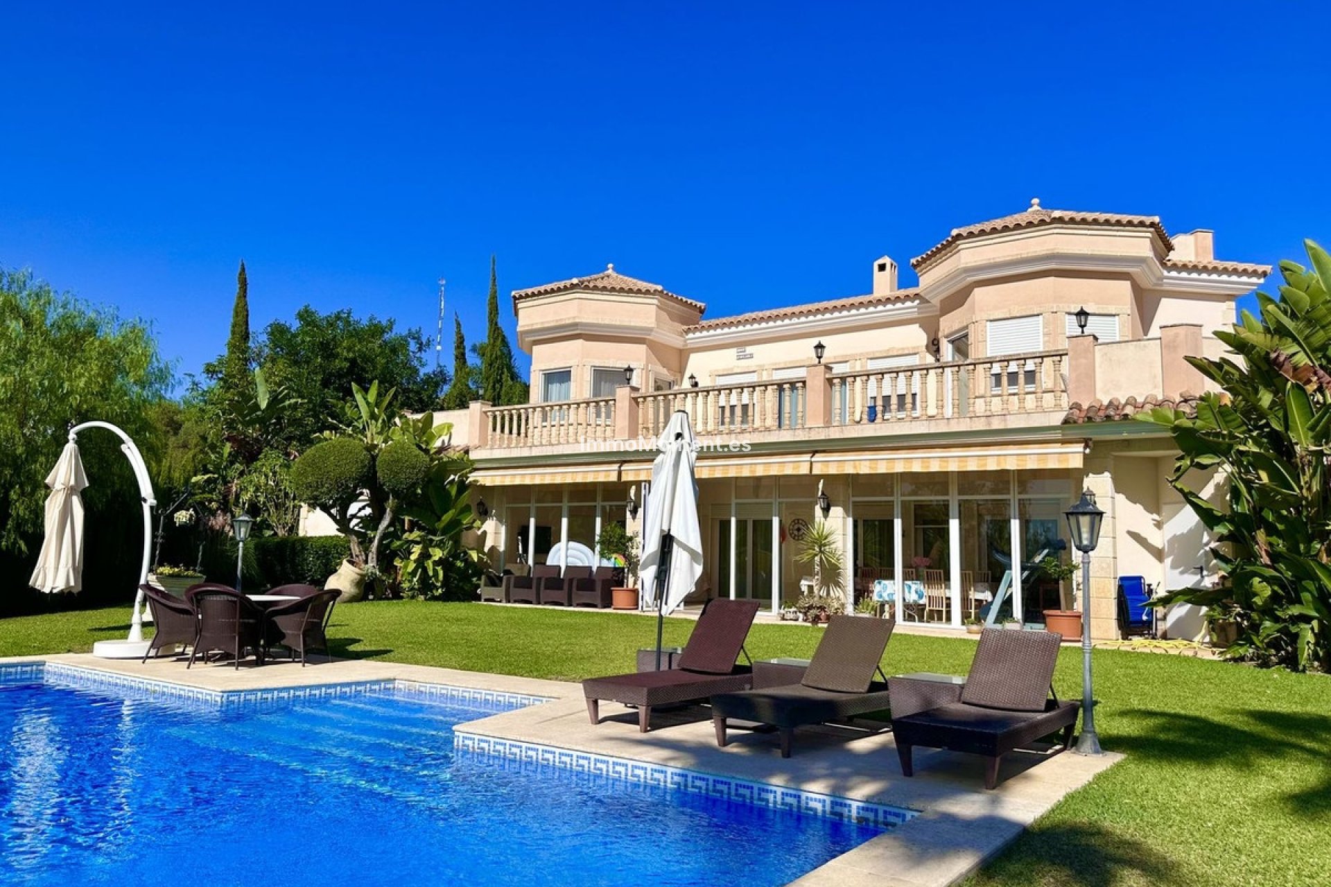 Resale - Detached villa - Marbella - El Rosario