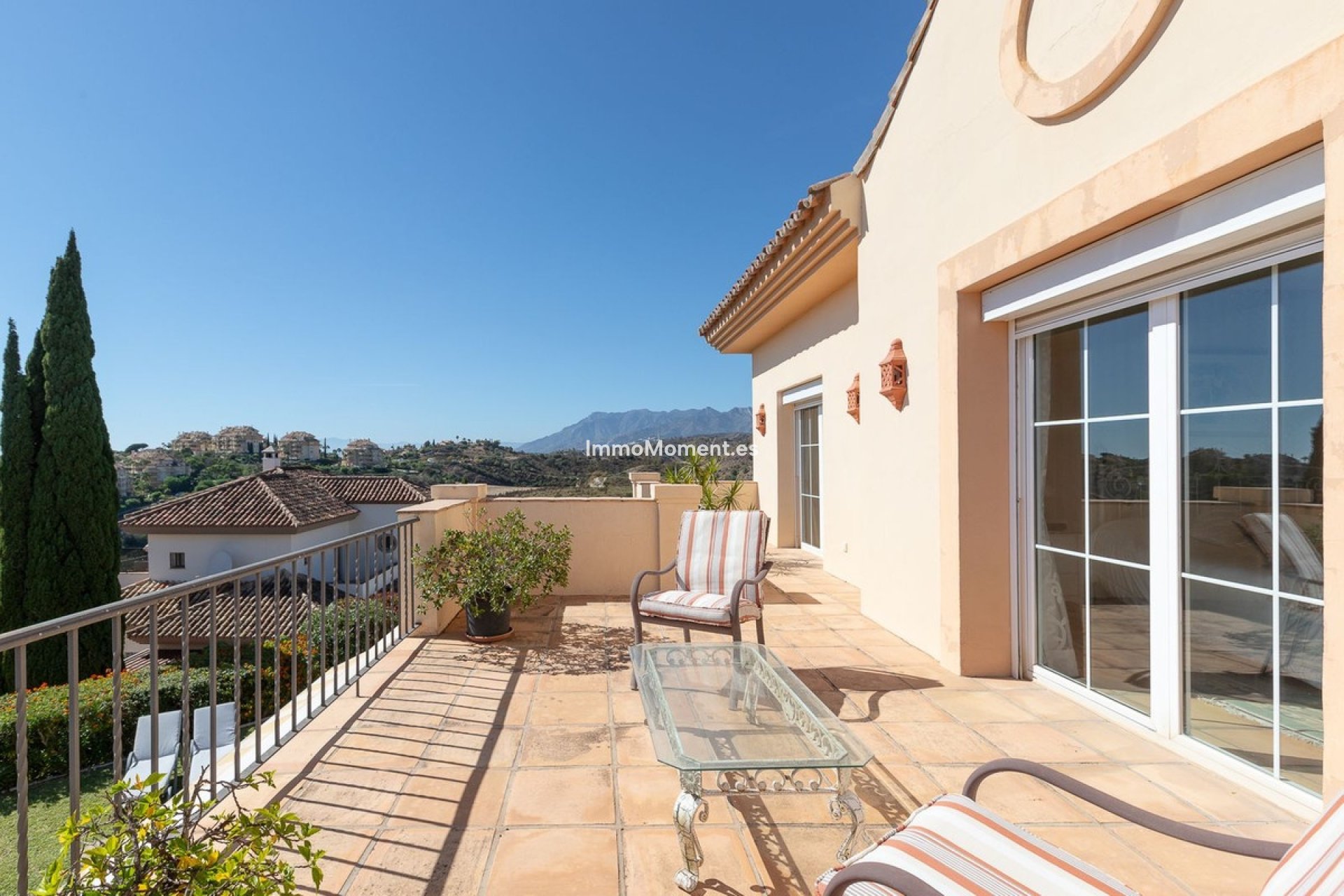 Resale - Detached villa - Marbella - Elviria