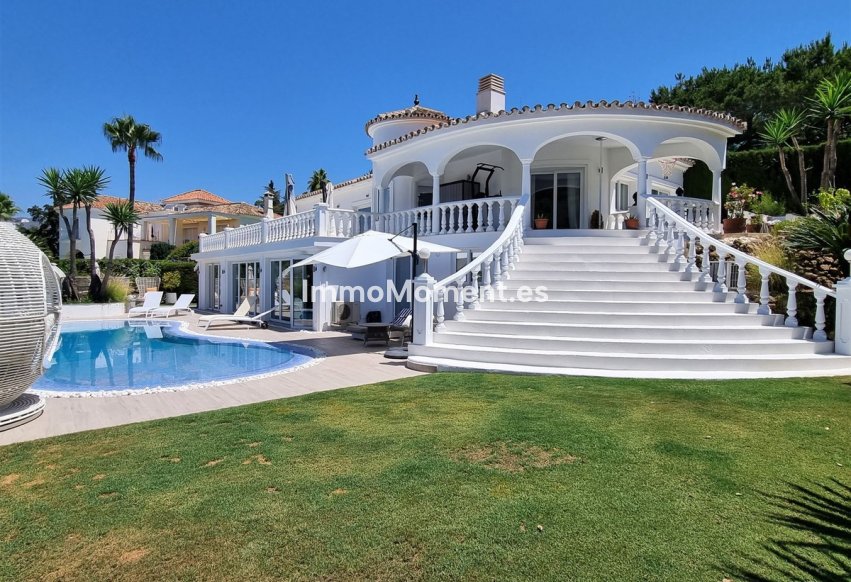 Resale - Detached villa - Marbella - Elviria