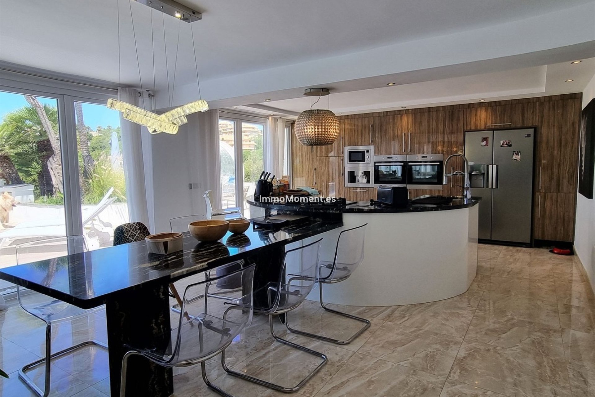 Resale - Detached villa - Marbella - Elviria