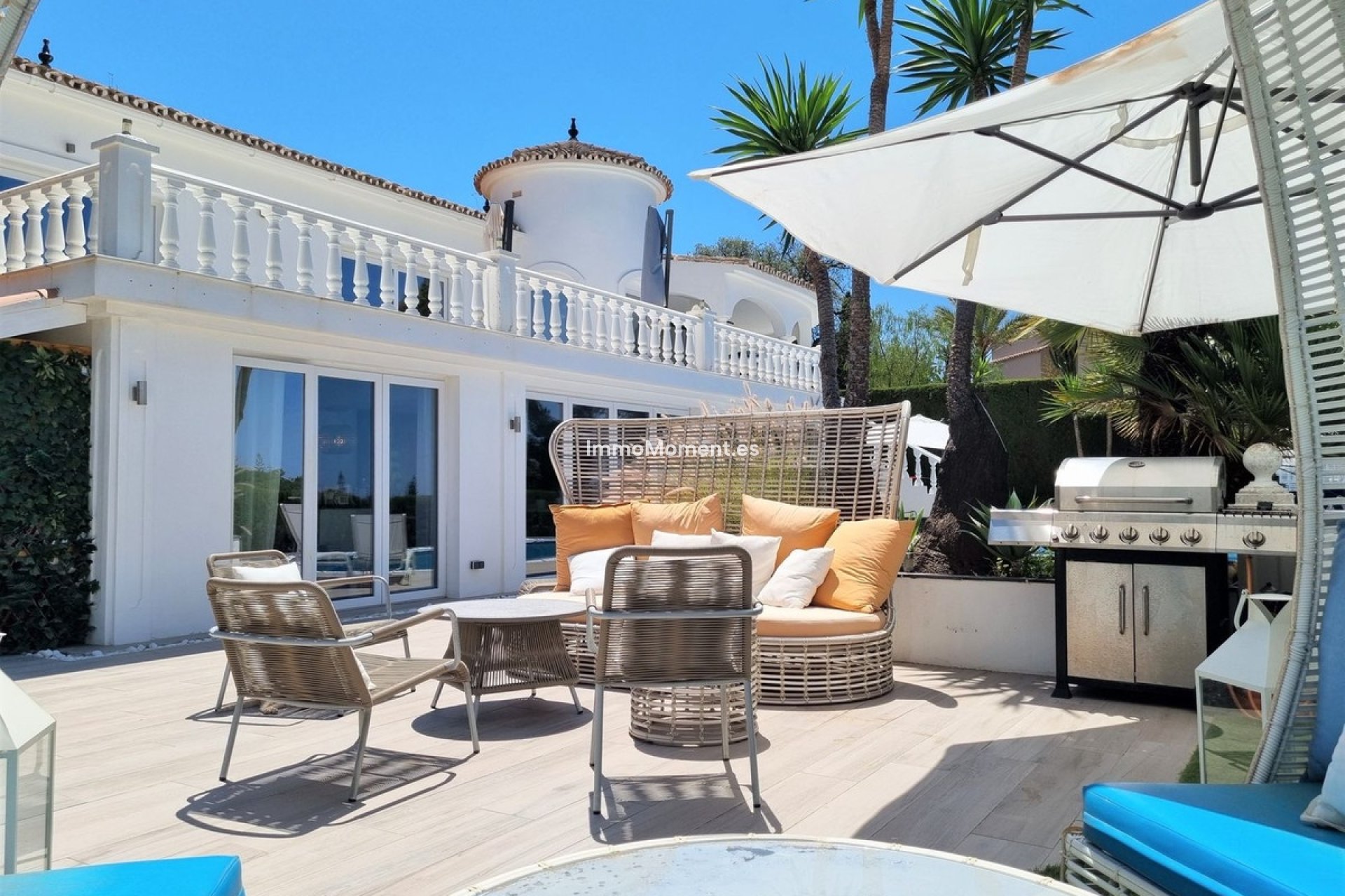 Resale - Detached villa - Marbella - Elviria