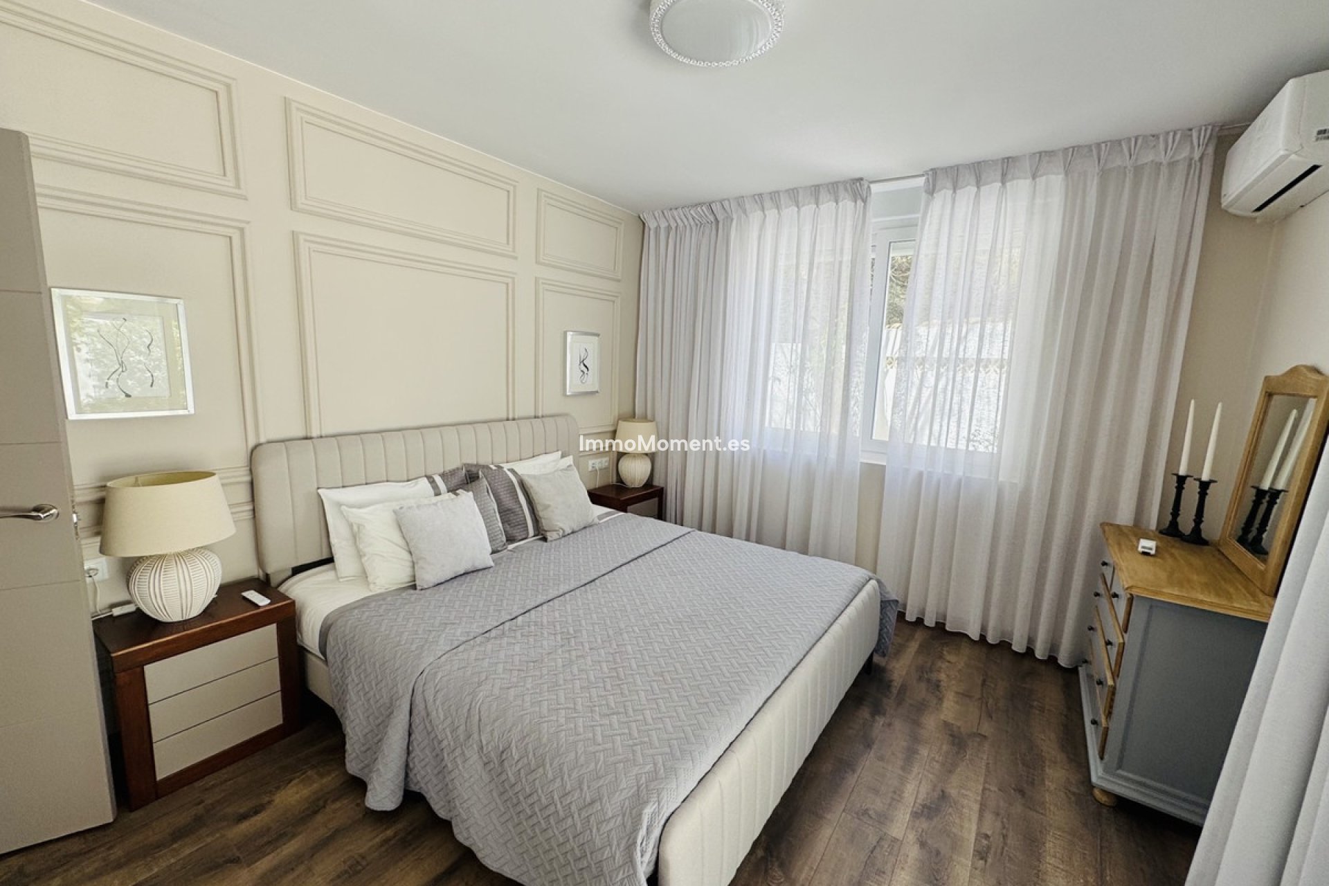 Resale - Detached villa - Marbella - Elviria