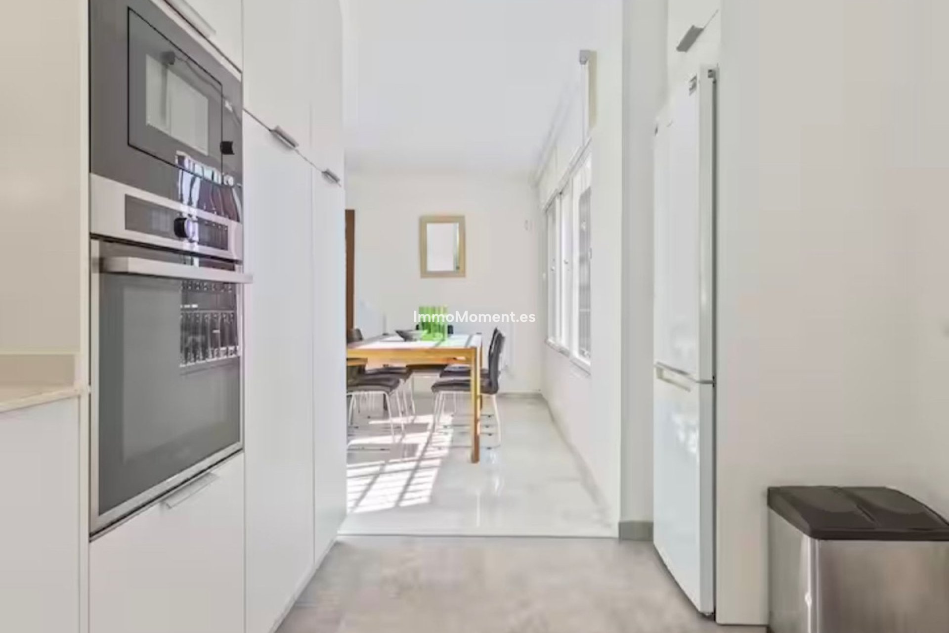 Resale - Detached villa - Marbella - Elviria