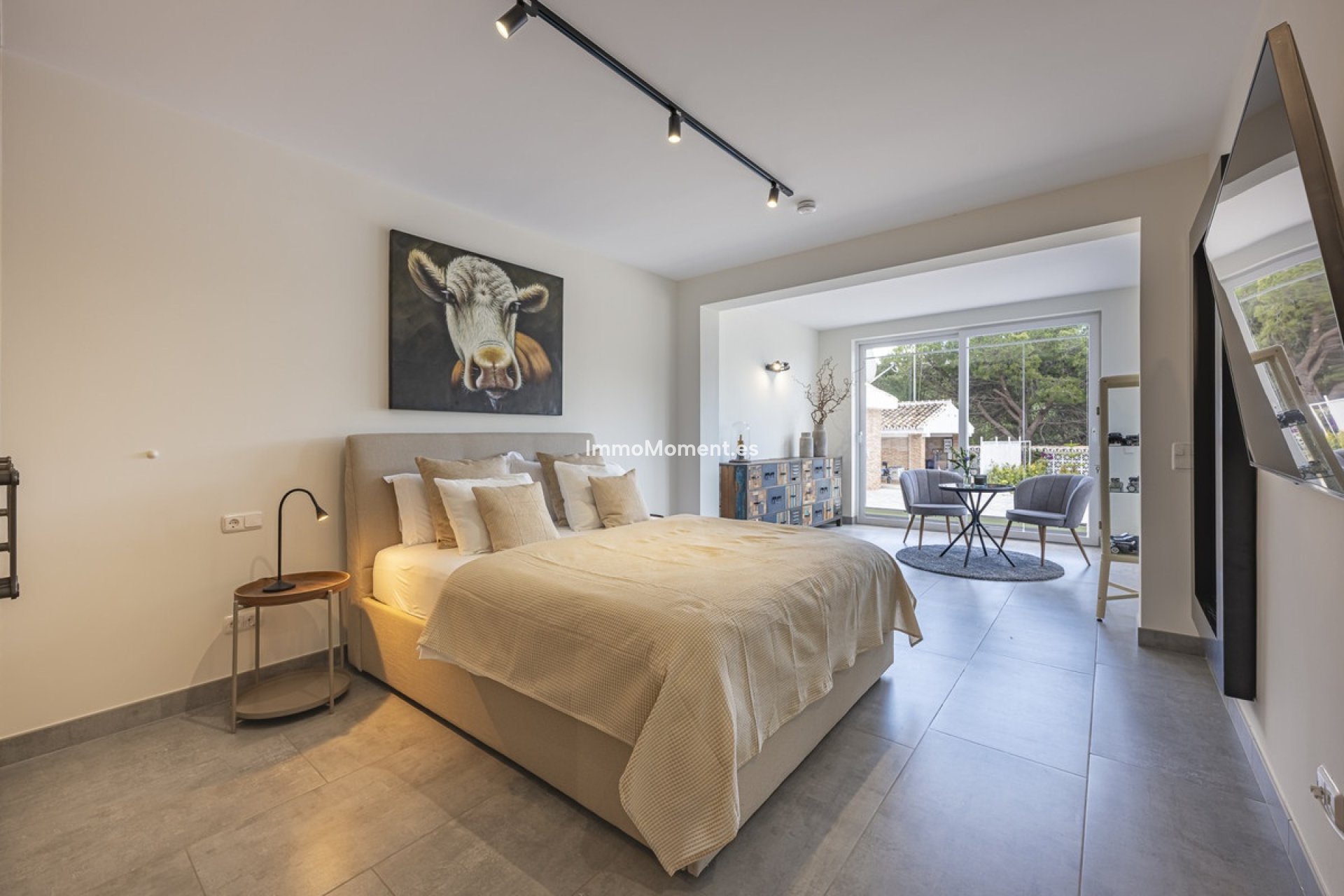 Resale - Detached villa - Marbella - Elviria