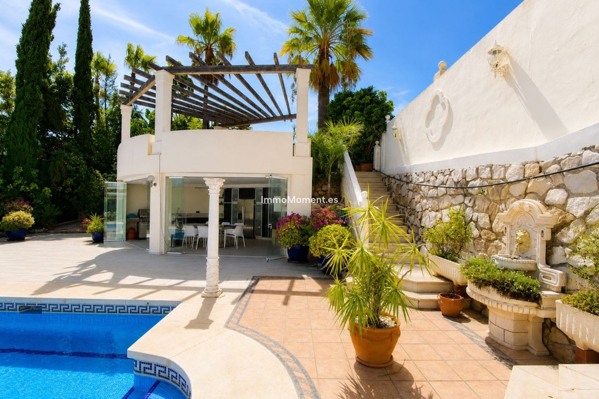 Resale - Detached villa - Marbella - Elviria