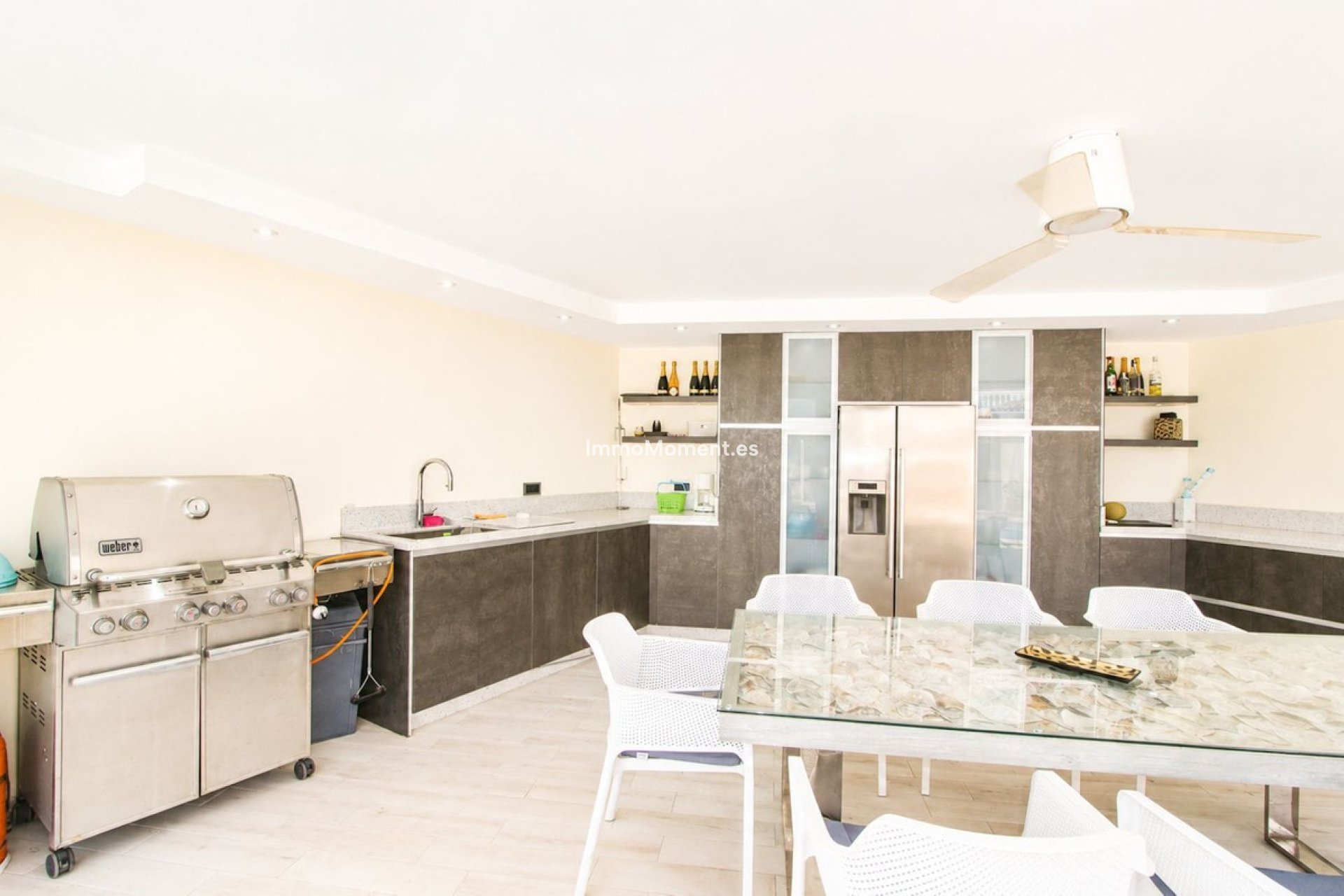 Resale - Detached villa - Marbella - Elviria