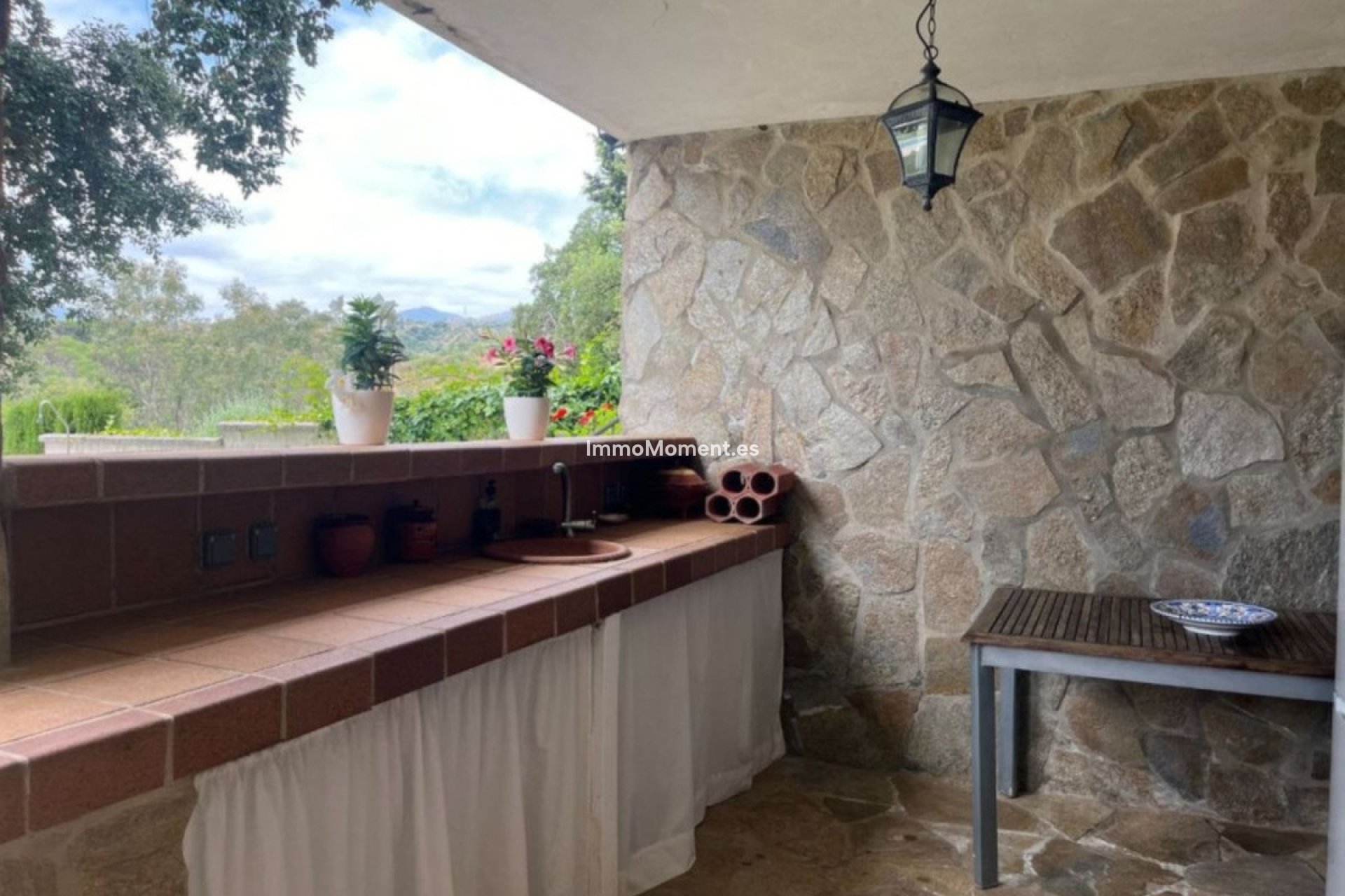 Resale - Detached villa - Marbella - Elviria