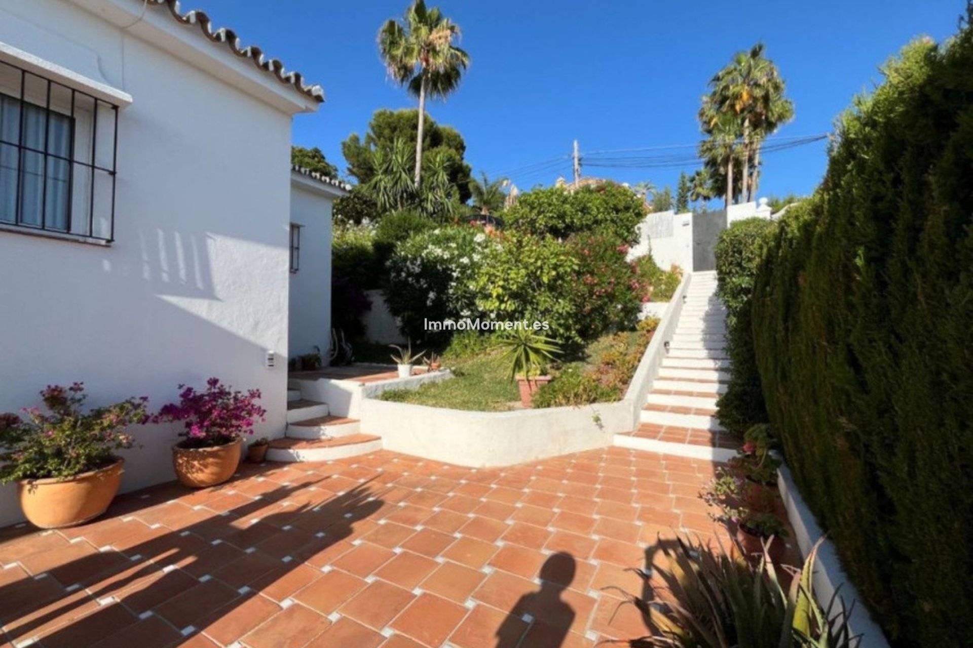 Resale - Detached villa - Marbella - Elviria