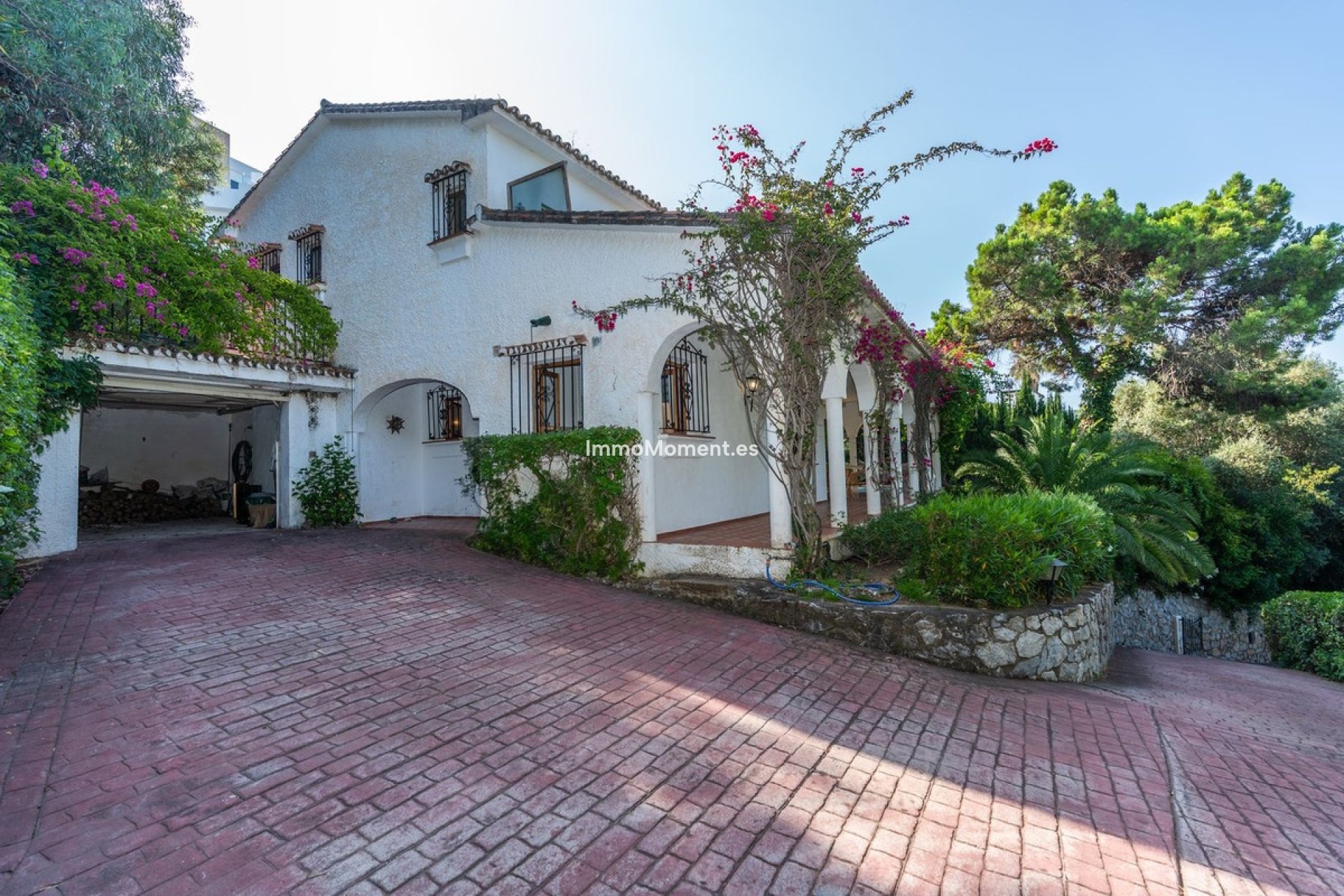 Resale - Detached villa - Marbella - Elviria