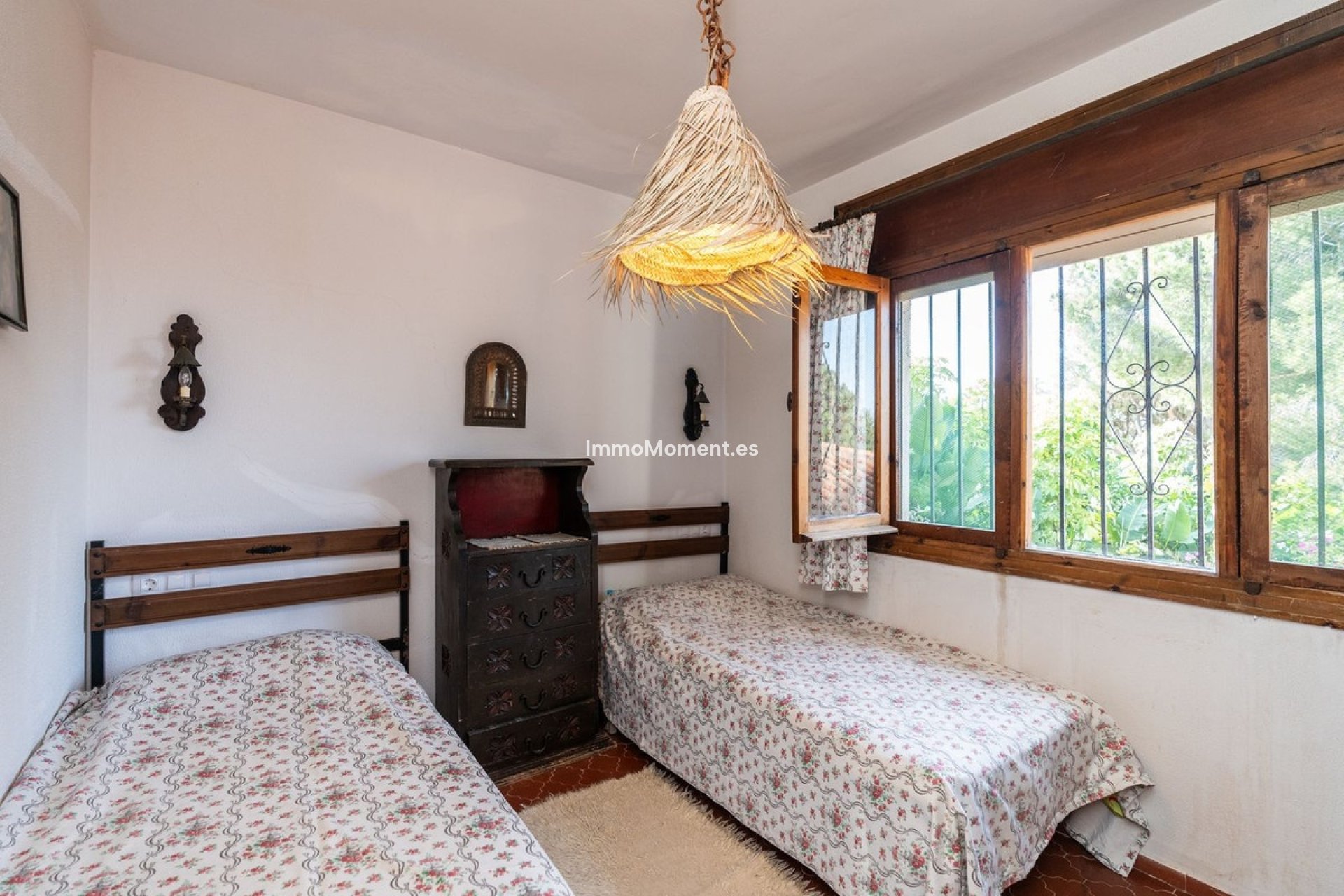Resale - Detached villa - Marbella - Elviria