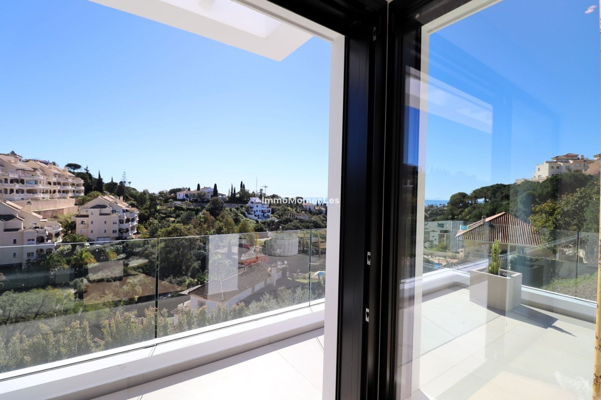 Resale - Detached villa - Marbella - Elviria