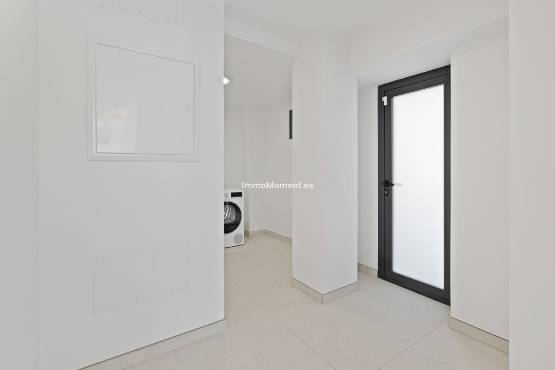 Resale - Detached villa - Marbella - Elviria