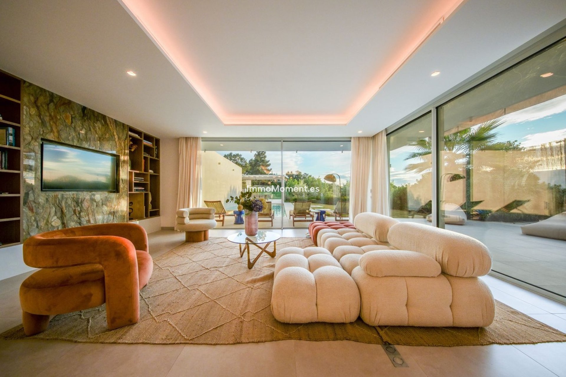 Resale - Detached villa - Marbella - Elviria