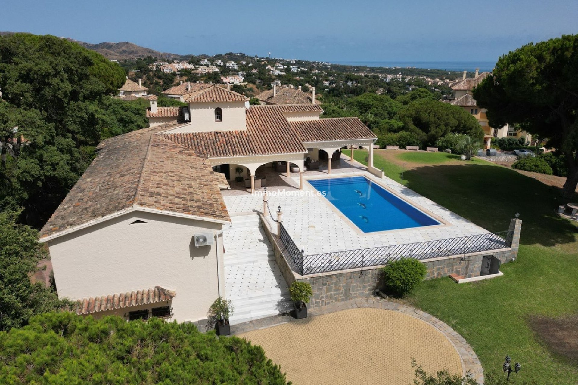 Resale - Detached villa - Marbella - Elviria