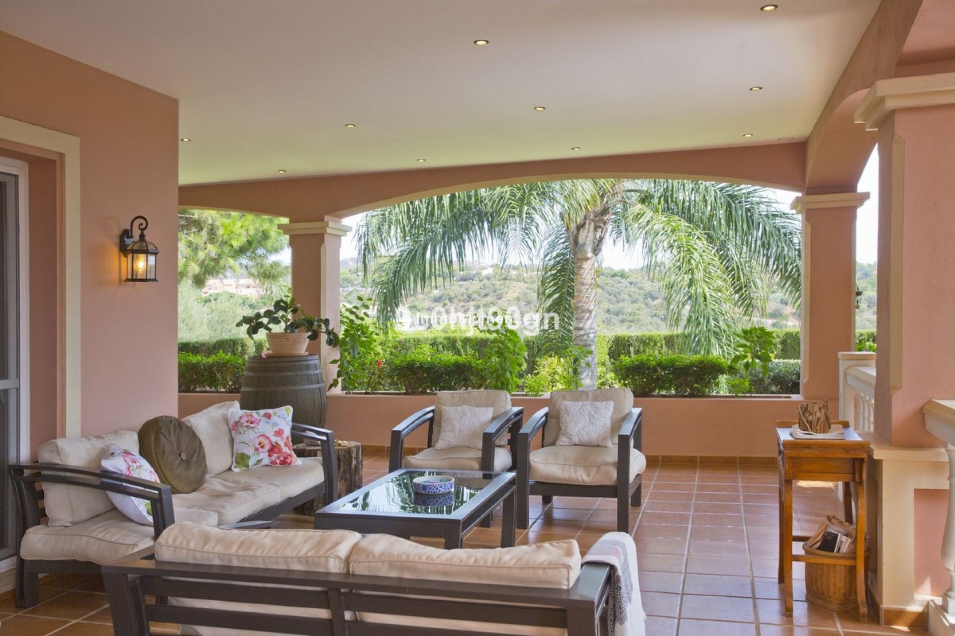 Resale - Detached villa - Marbella - Elviria