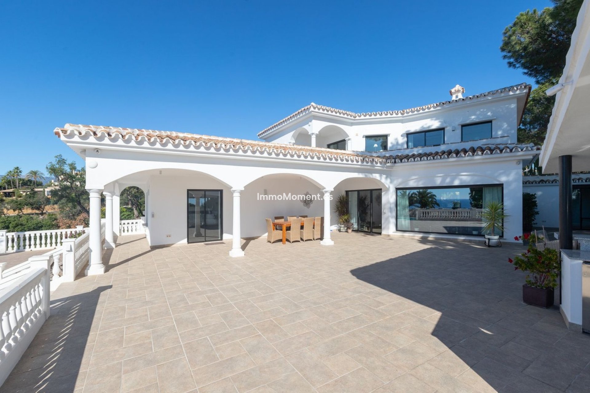 Resale - Detached villa - Marbella - Elviria