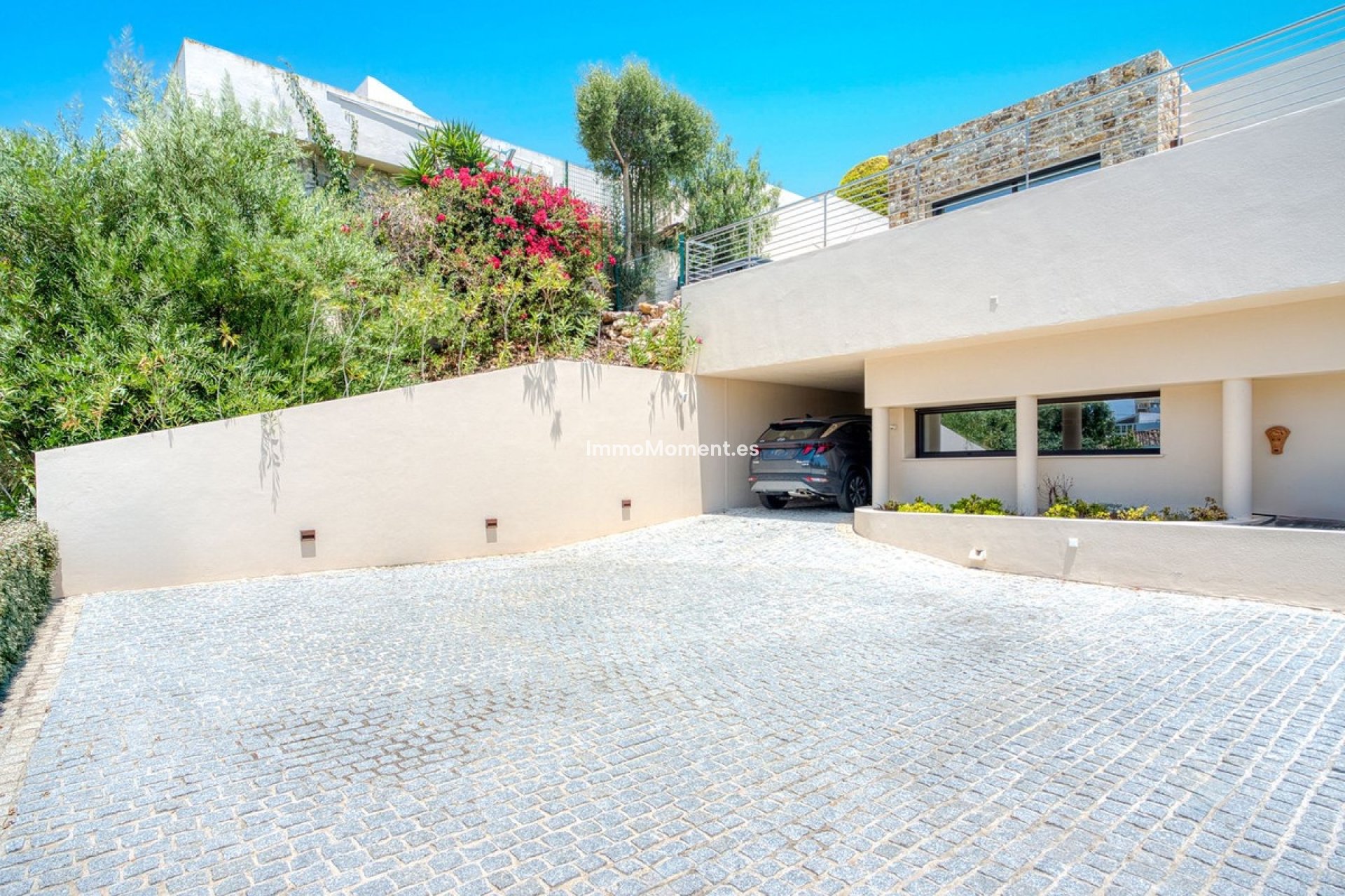 Resale - Detached villa - Marbella - Elviria