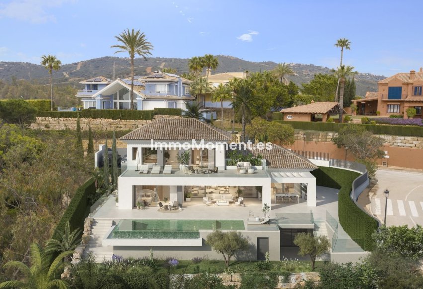 Resale - Detached villa - Marbella - Elviria