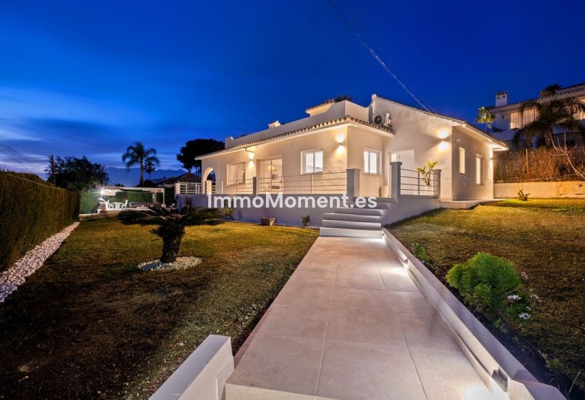 Resale - Detached villa - Marbella - Elviria