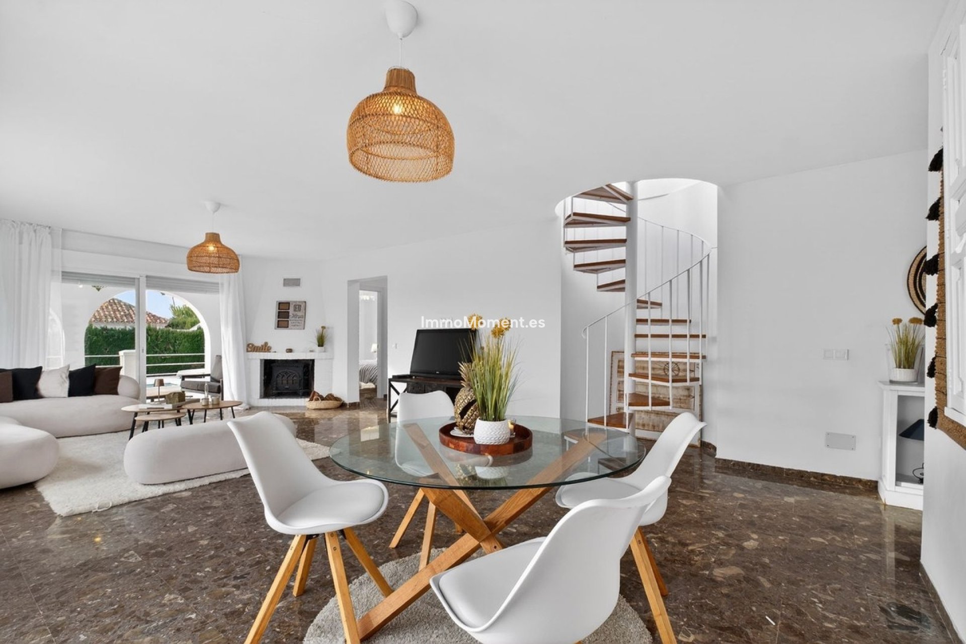 Resale - Detached villa - Marbella - Elviria