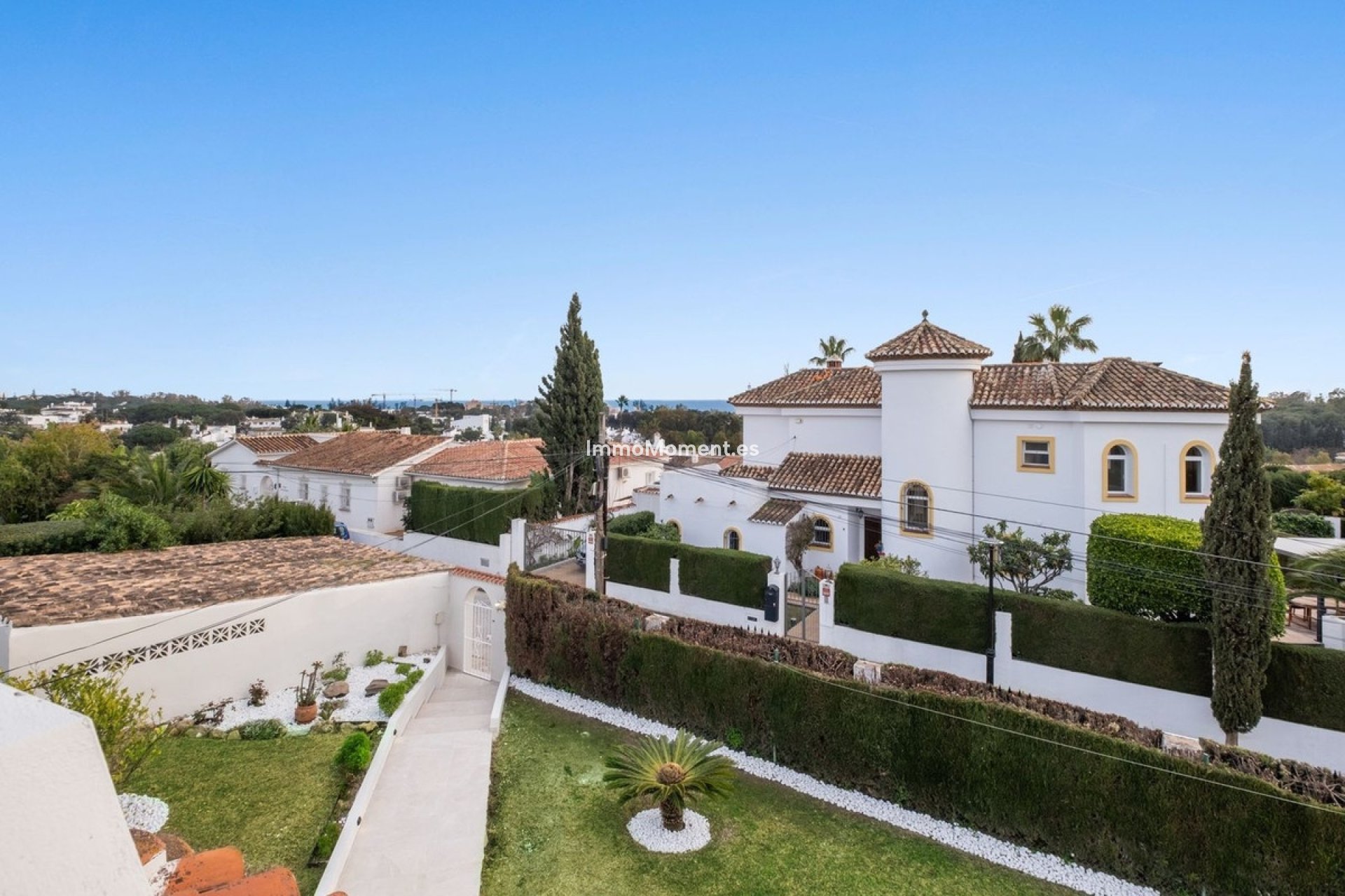 Resale - Detached villa - Marbella - Elviria