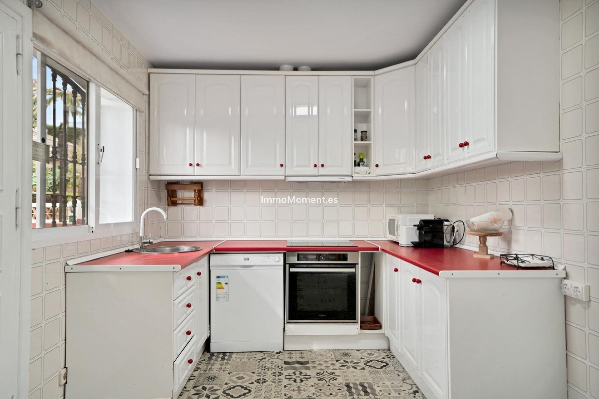 Resale - Detached villa - Marbella - Elviria
