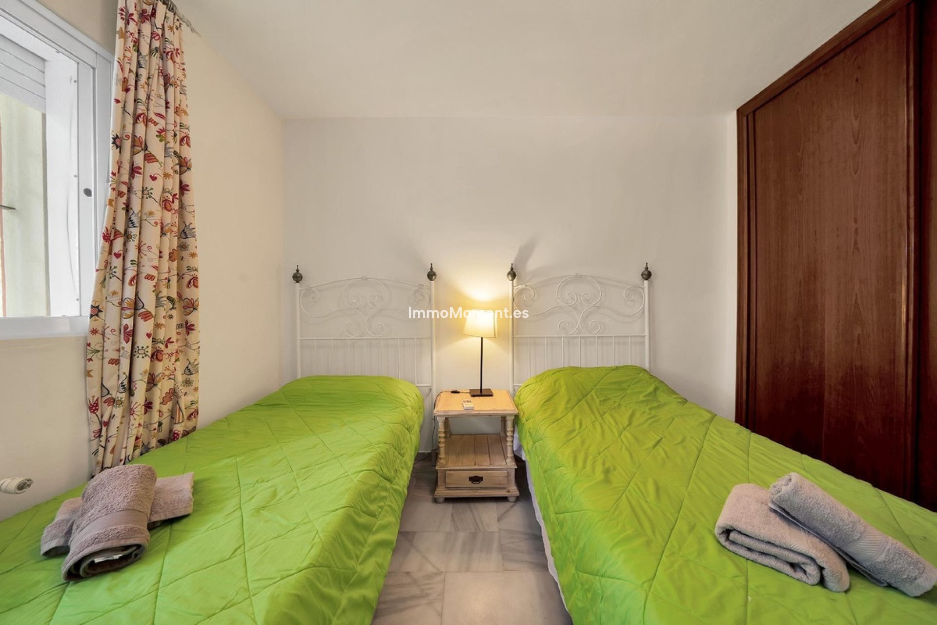 Resale - Detached villa - Marbella - Elviria