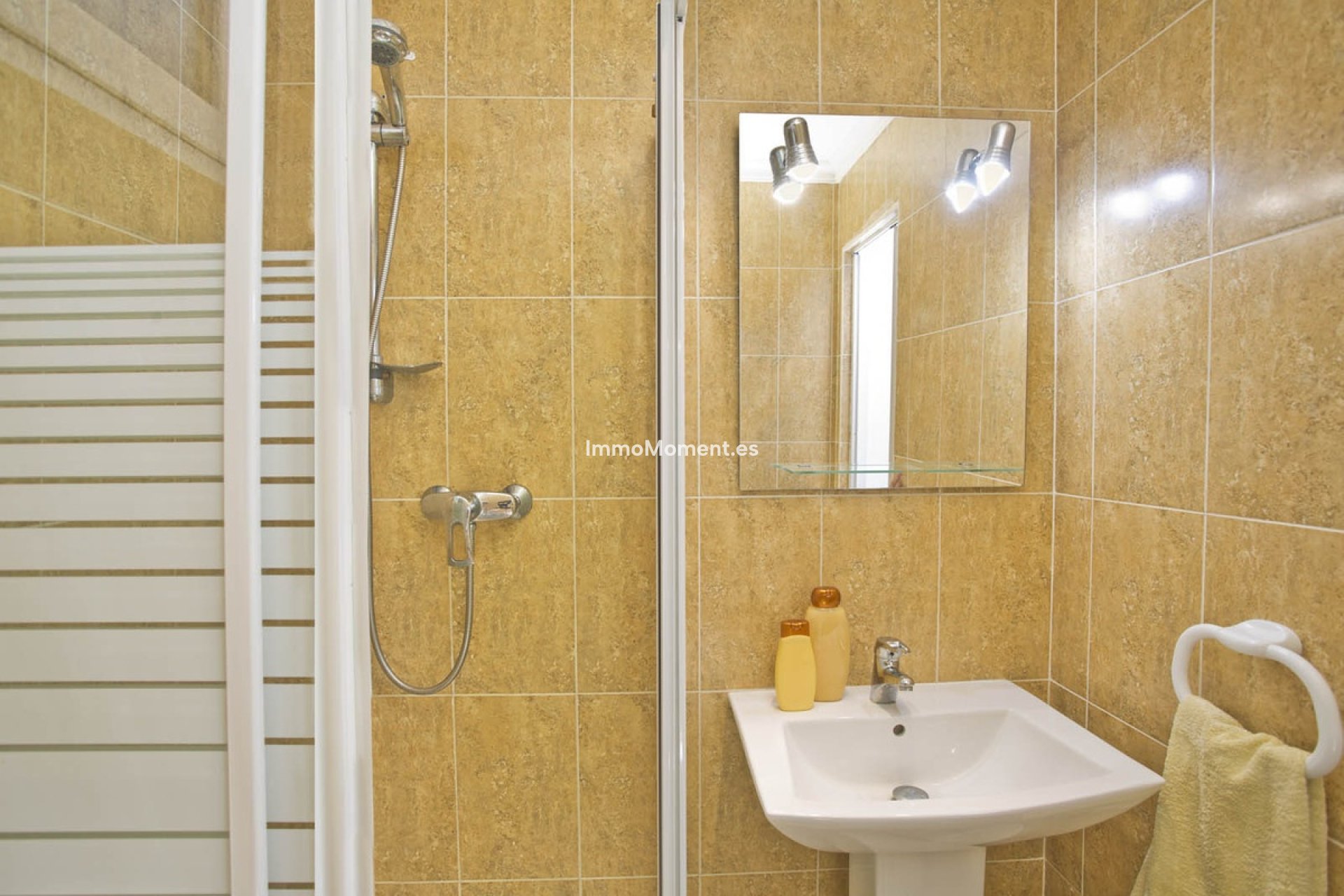 Resale - Detached villa - Marbella - Elviria