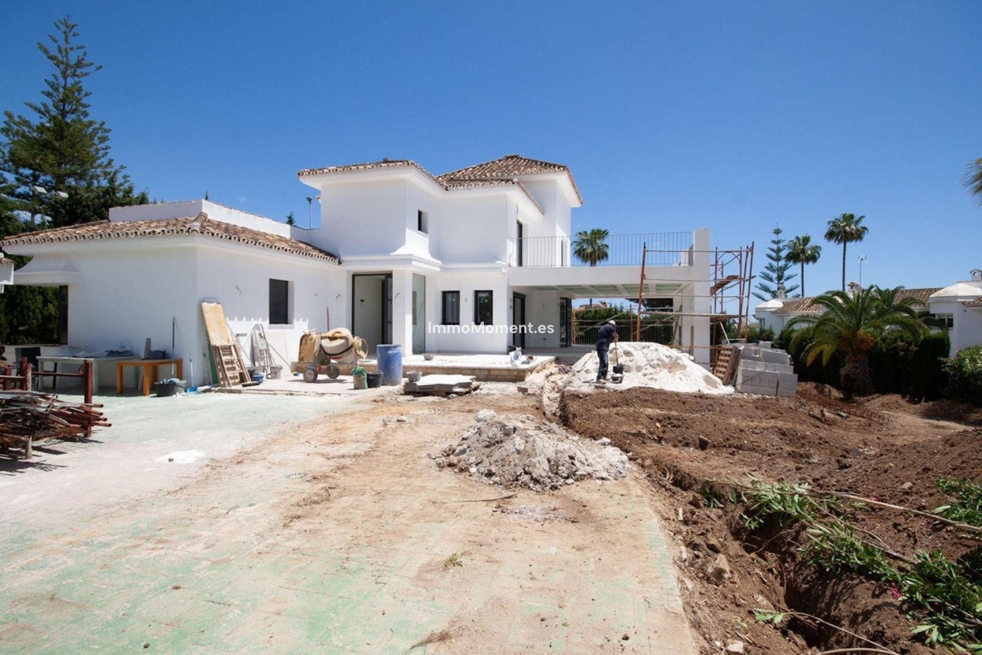 Resale - Detached villa - Marbella - Elviria