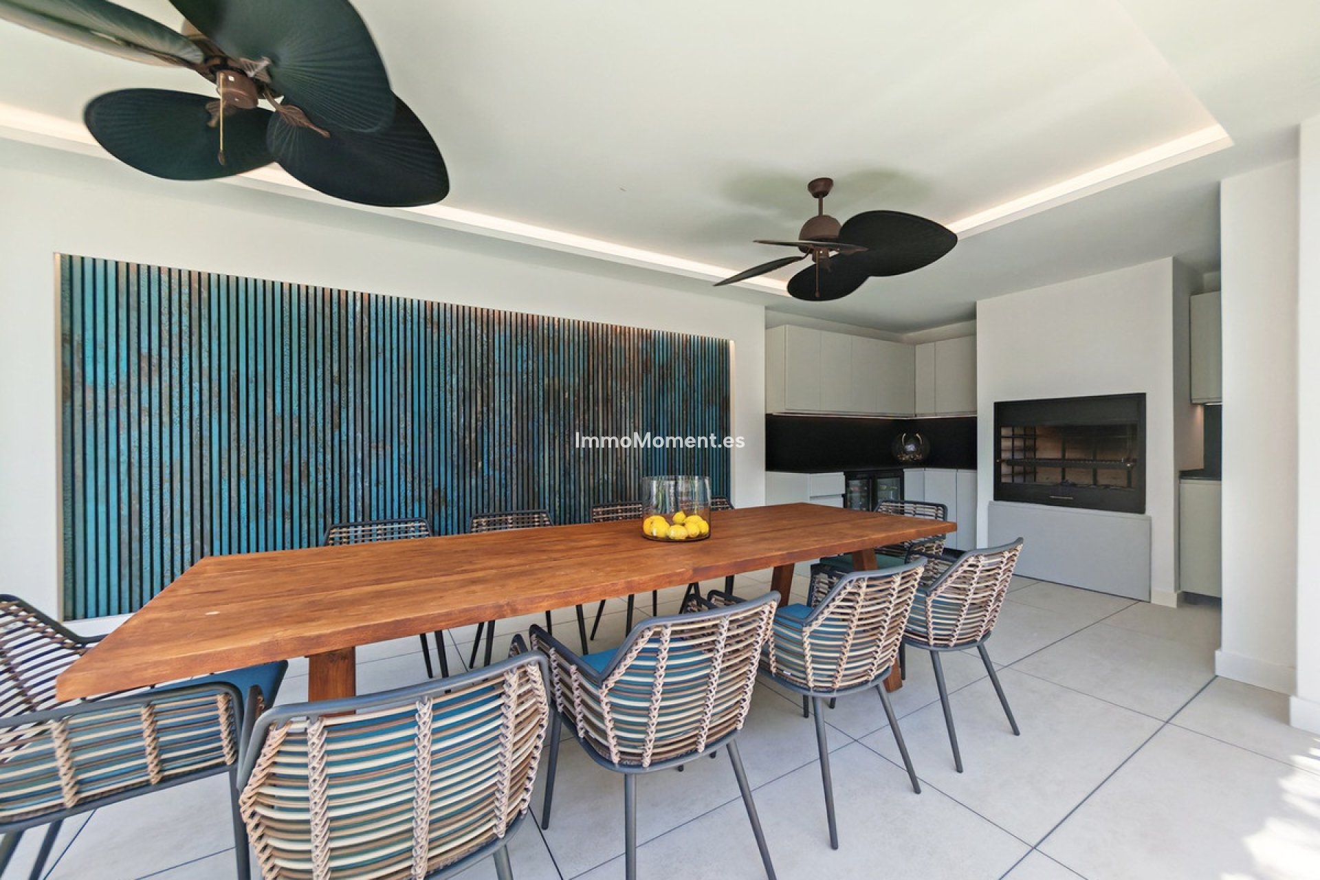 Resale - Detached villa - Marbella - Elviria